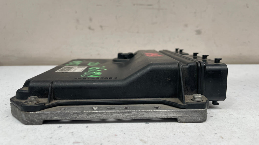 89661-42F21 TOYOTA ENGINE CONTROL UNIT ECU