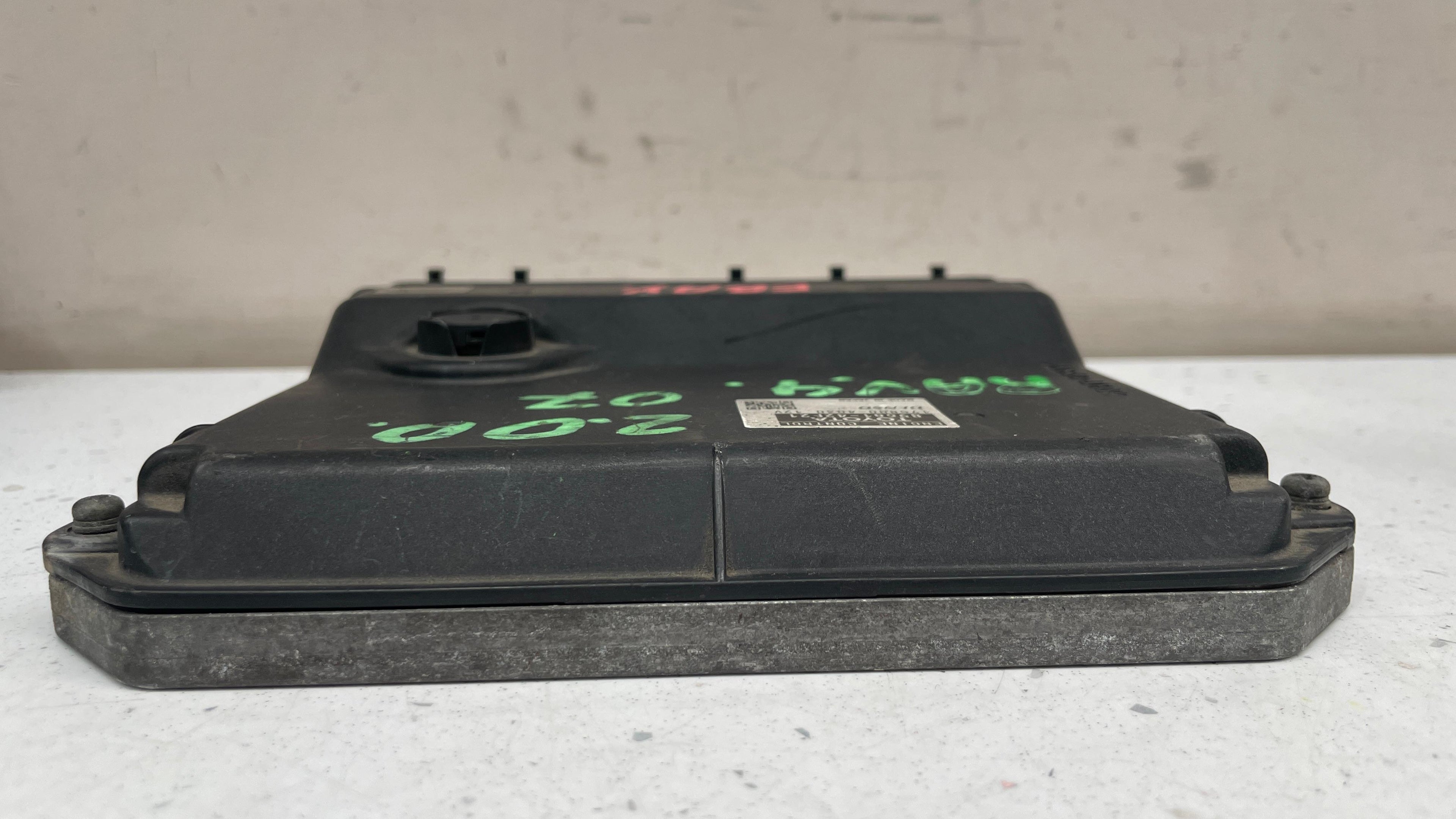 89661-42F21 TOYOTA ENGINE CONTROL UNIT ECU