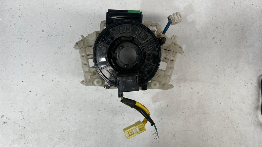 8651A006 MITSUBSHI STEERING ANGLE  ANGULAR VELOCITY SENSOR