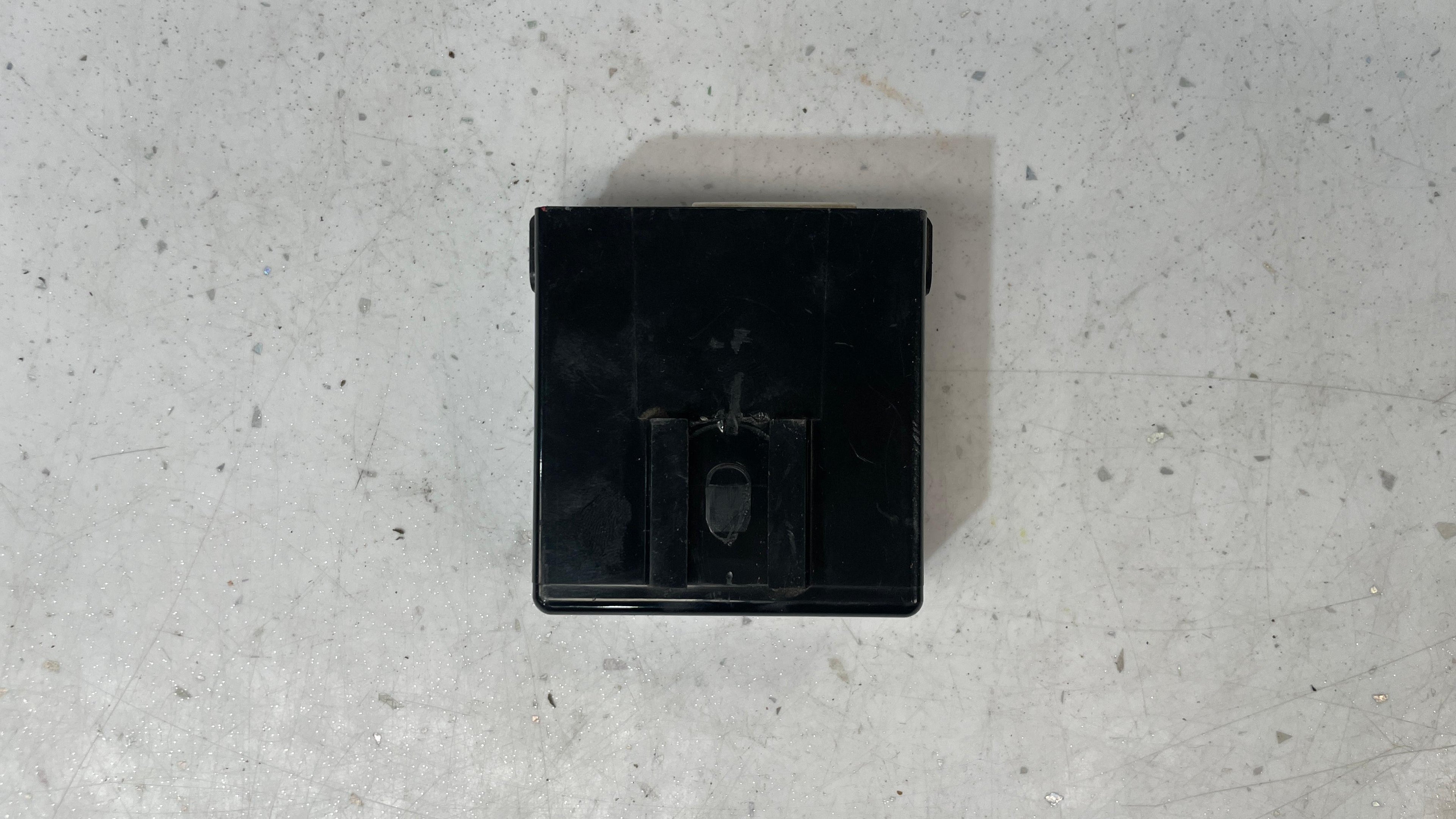 MN141534 MITSUBISHI ADAPTER AUDIO VIDEO