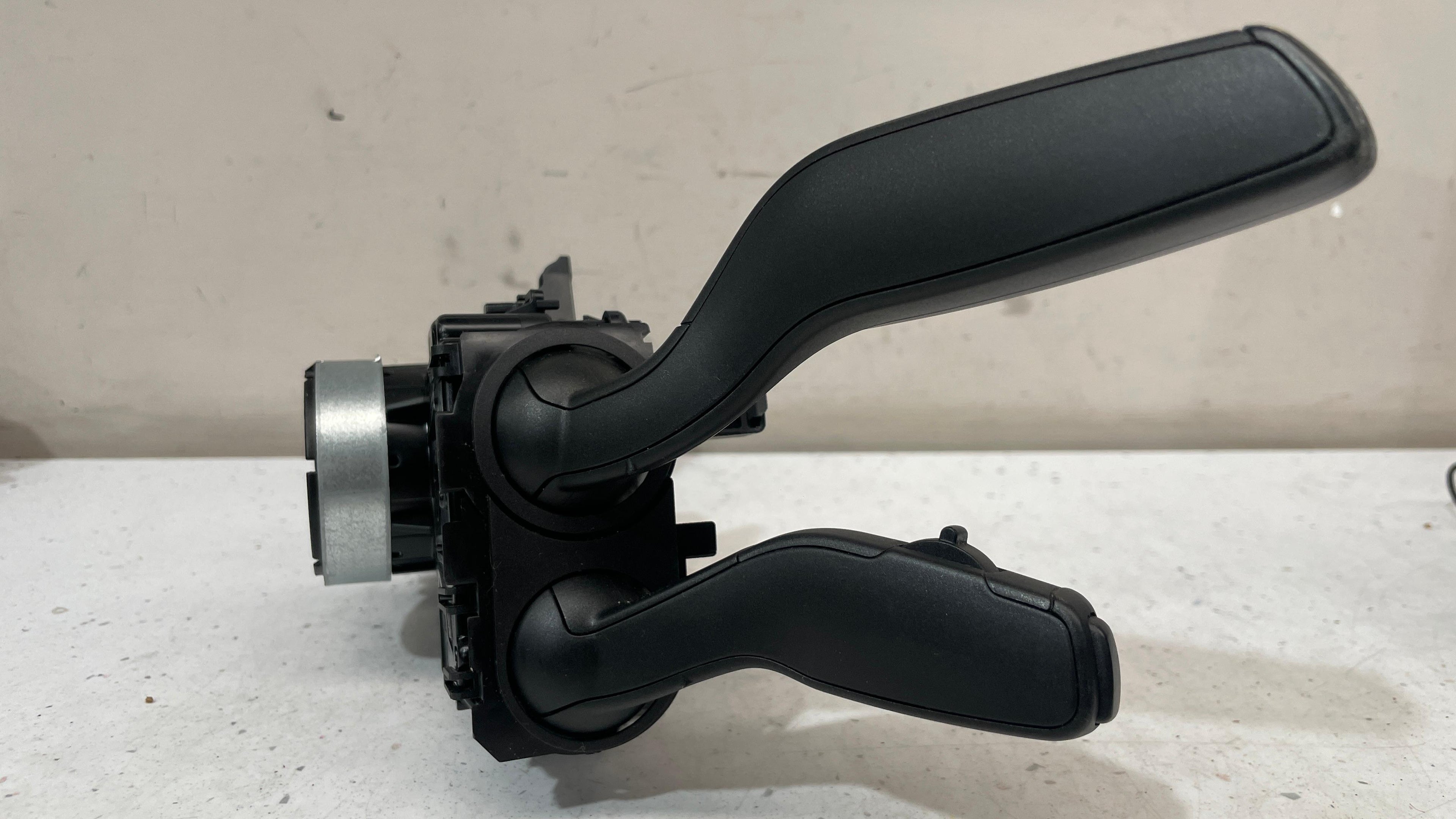 4G0953502AE AUDI A4  STEERING COMBI SWITCH