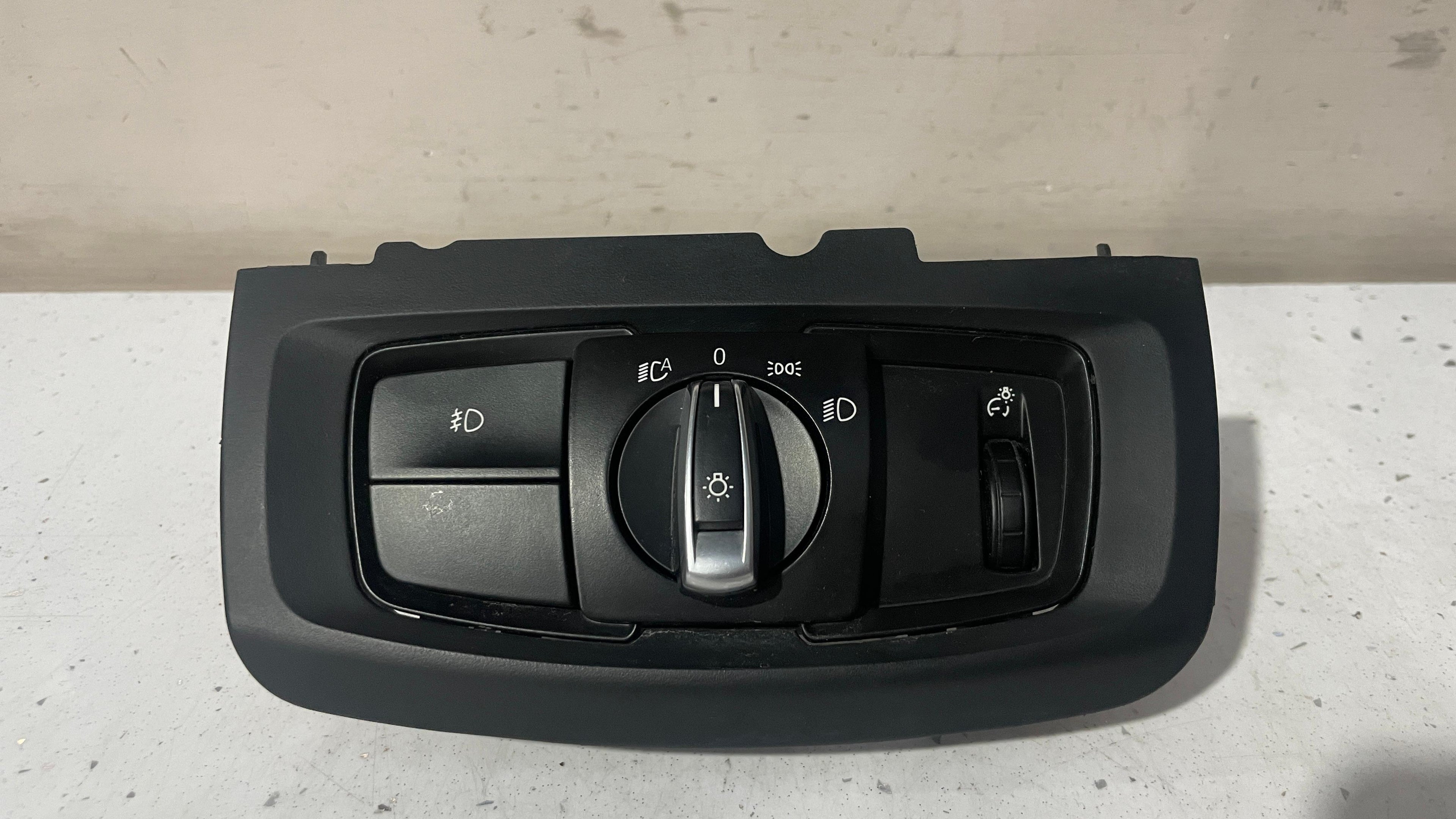 931172102 BMW F15 HEADLIGHT SWITCH LIGHT CONTROL