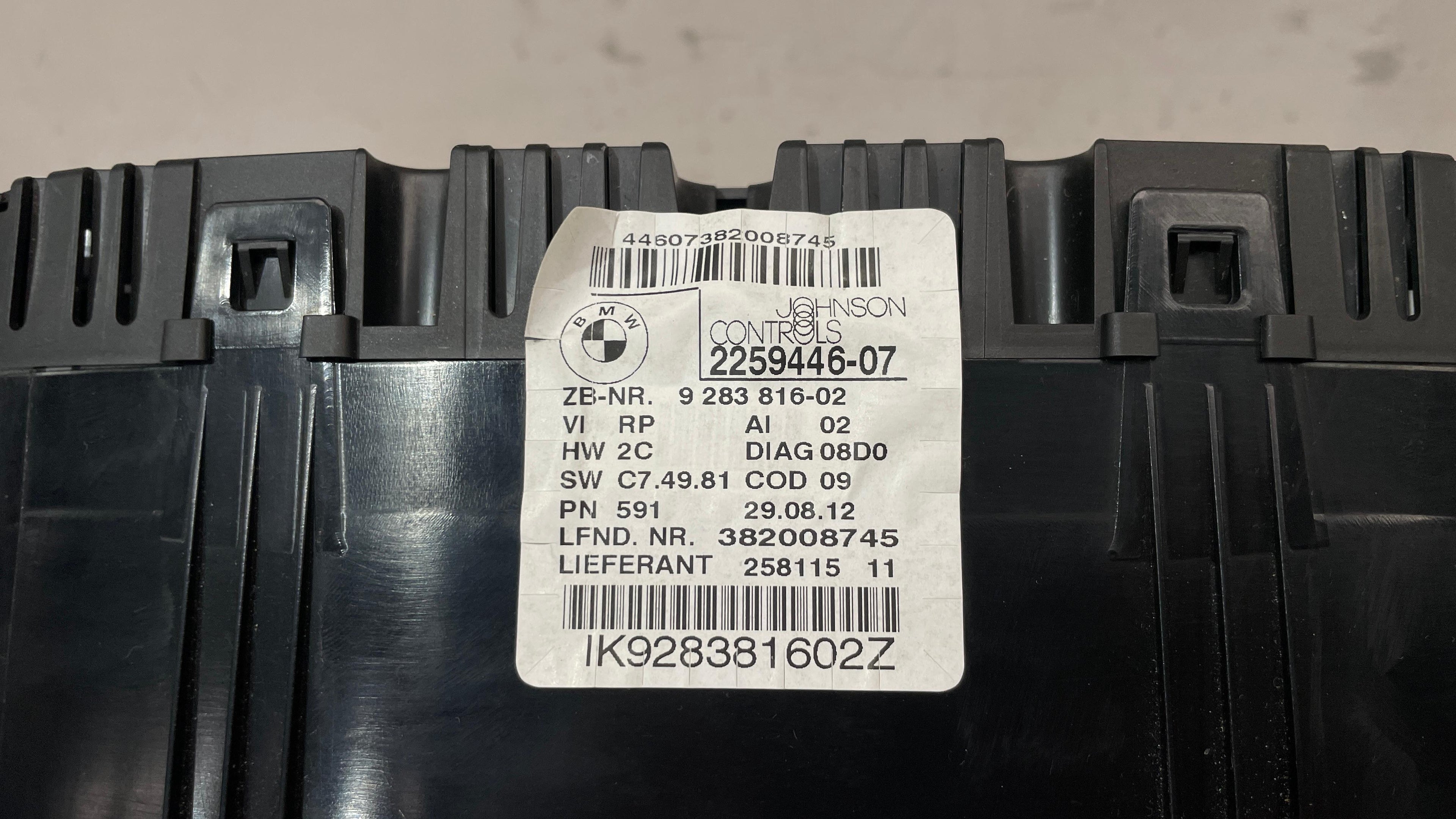 2259446-07 BMW X1 INSTRUMENT CLUSTER PANEL