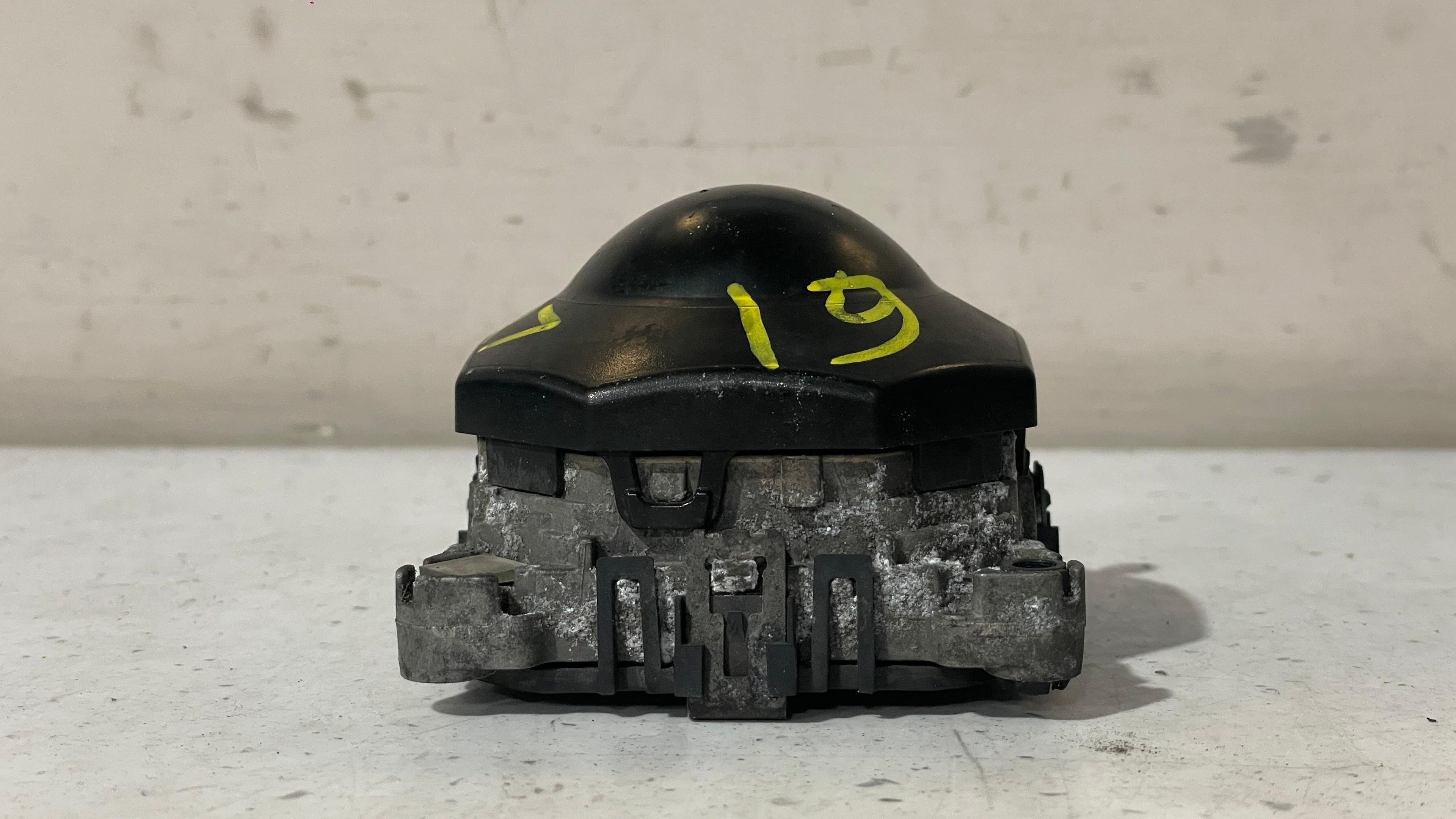 4M0907561E AUDI SQ7 DISTRONIC RADAR SENSOR
