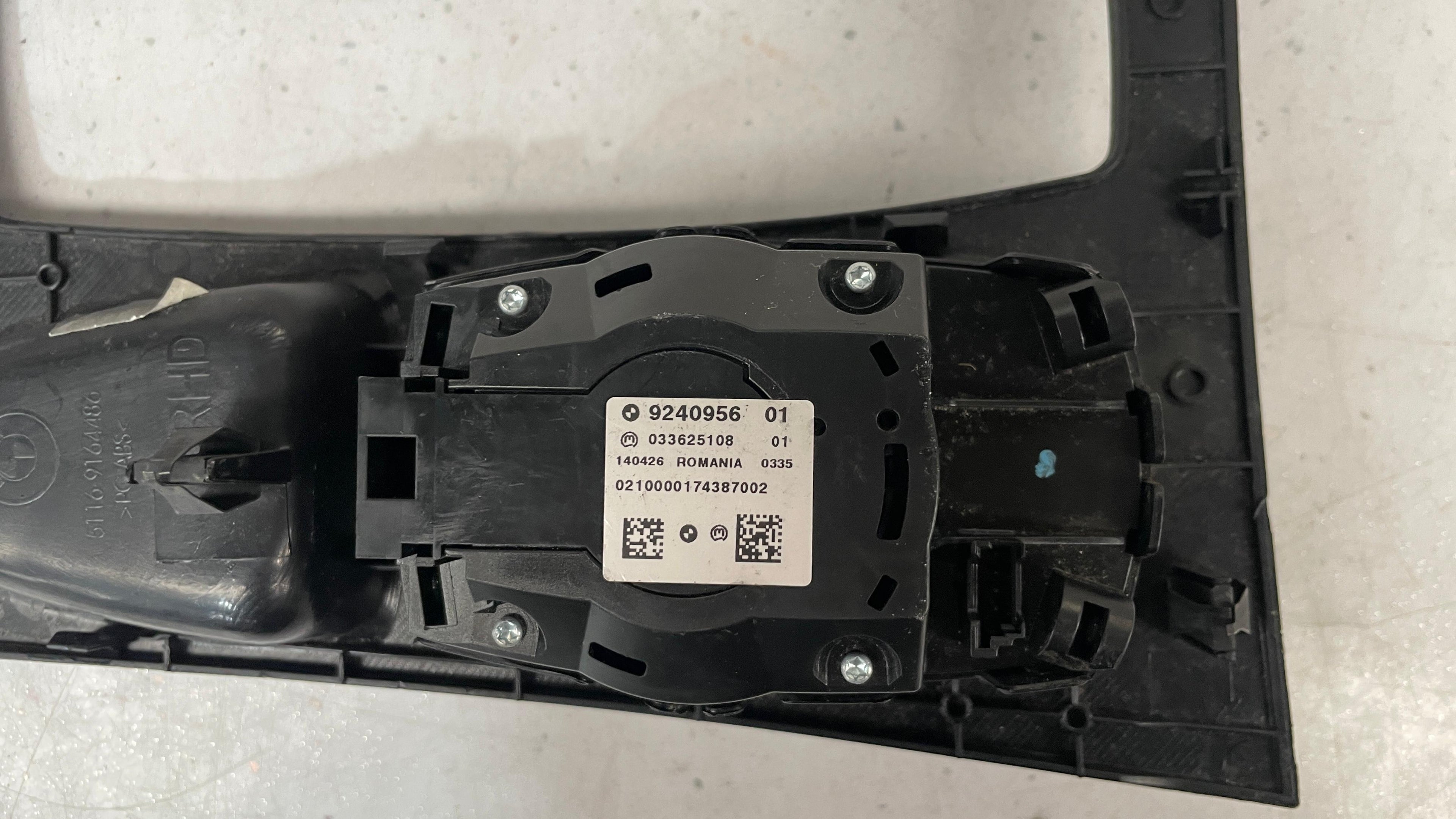 924095601 BMW X6 MULTIMEDIA CONTROL SWITCH