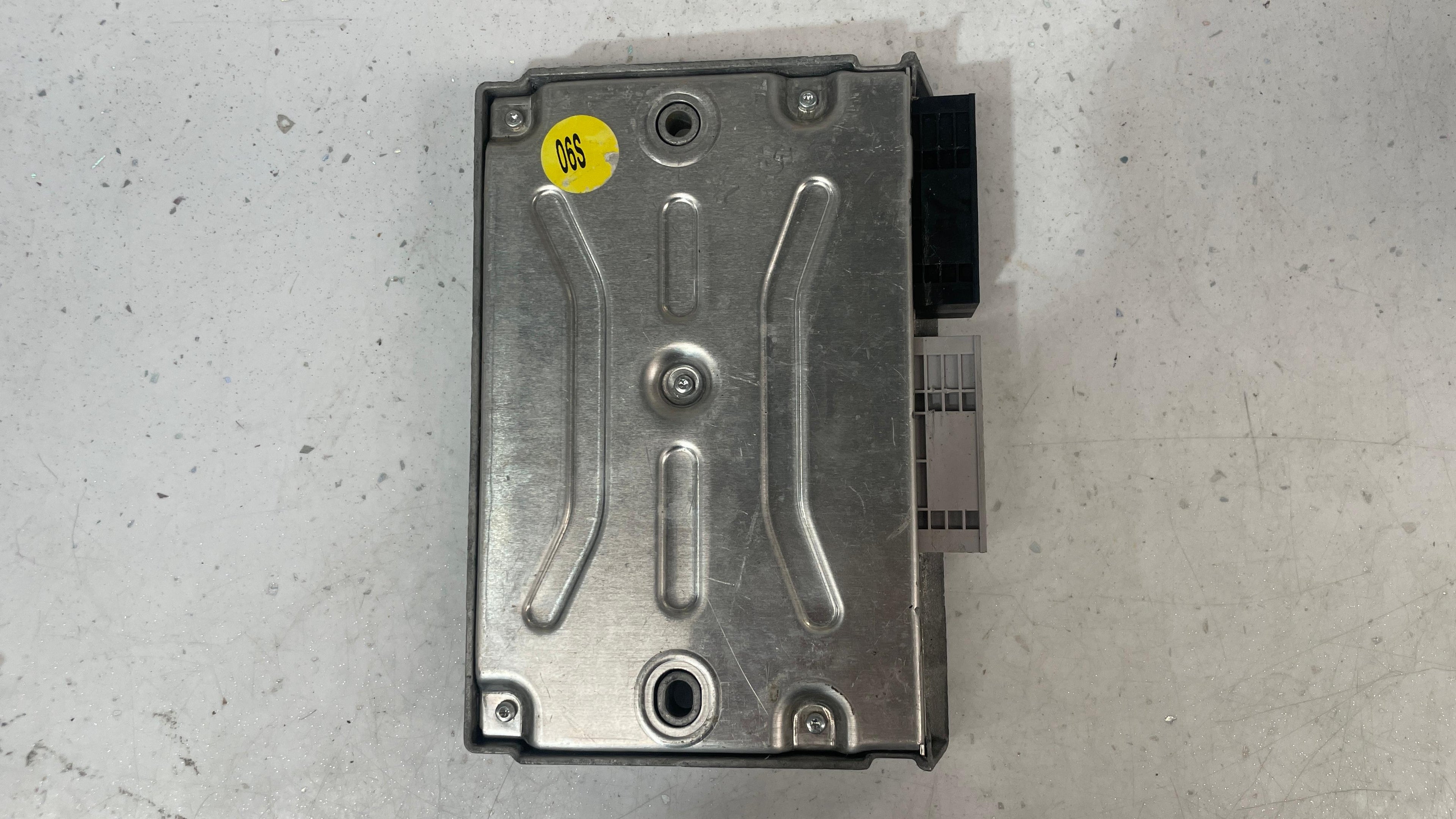 80B907468D AUDI A5 DIAGNOSTIC INTERFACE DATA BUS GATEWAY