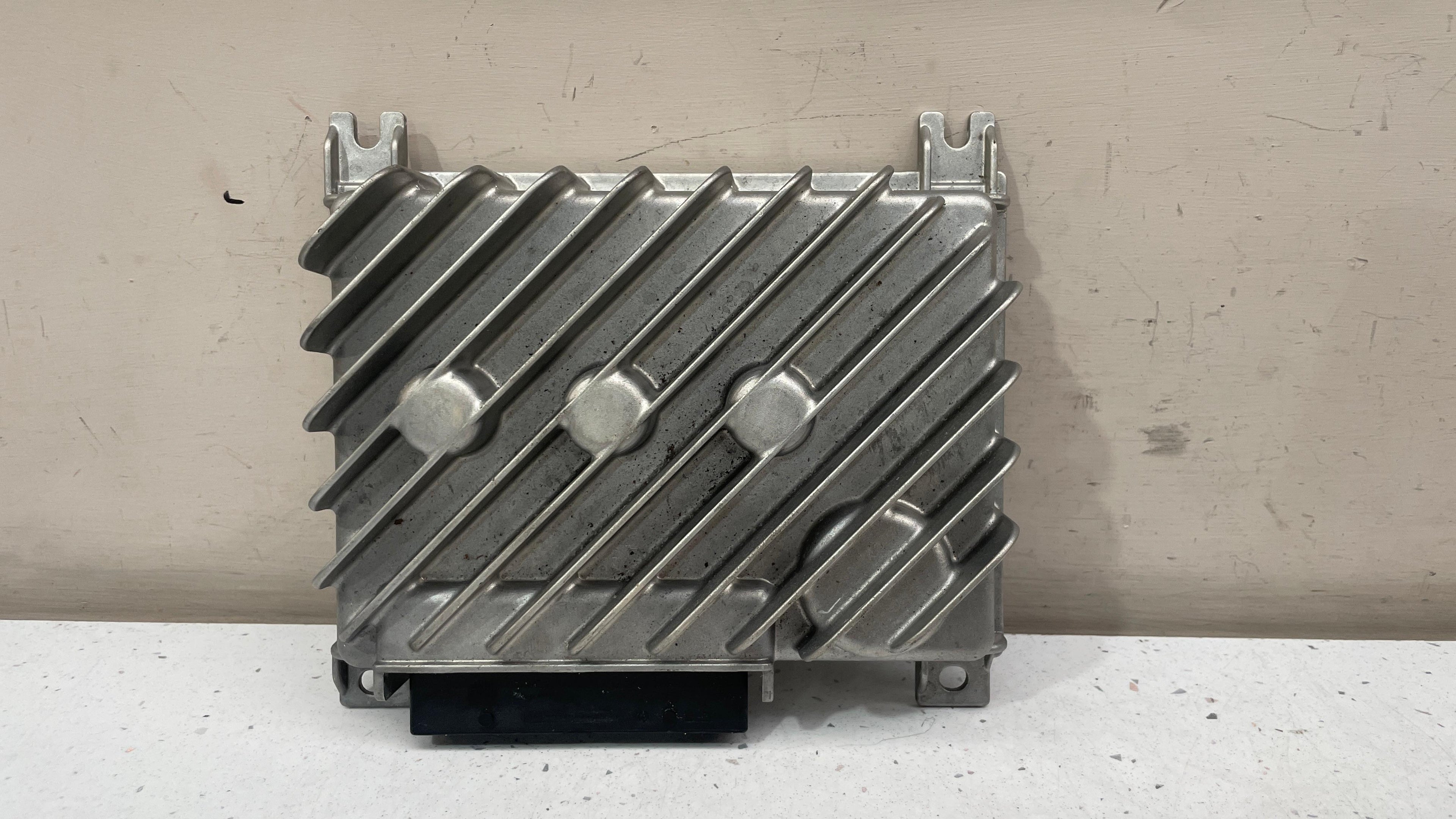5H0035456A VOLKSWAGEN GOLF 8 SOUND SYSTEM AMPLIFIER