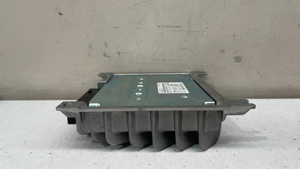 5H0035456A VOLKSWAGEN GOLF 8 SOUND SYSTEM AMPLIFIER
