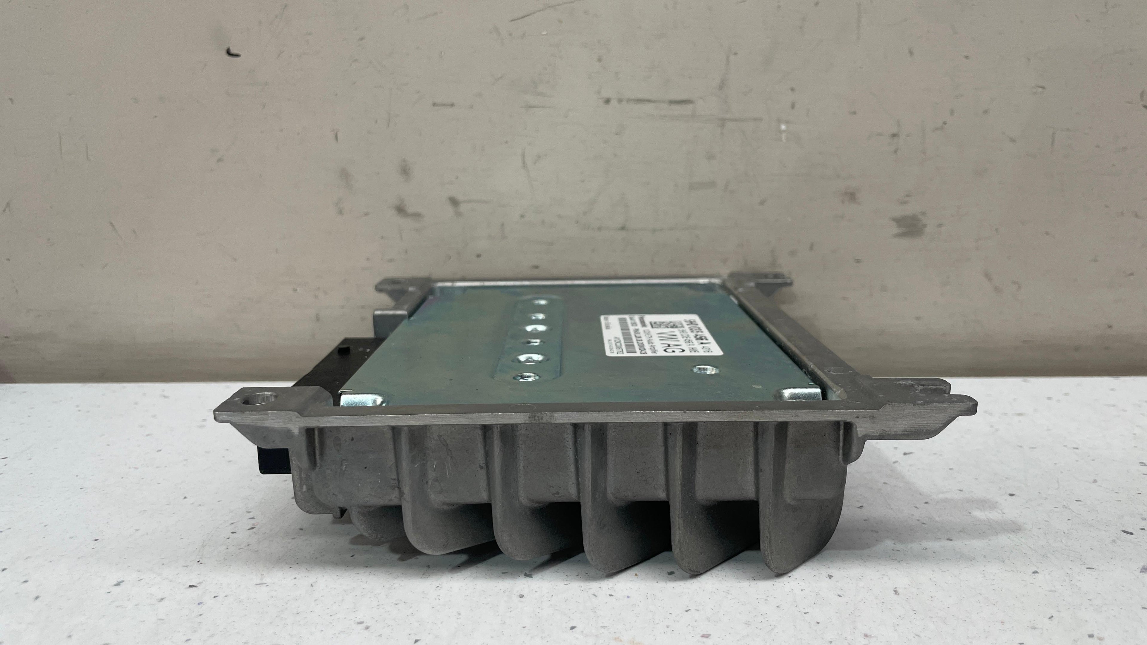 5H0035456A VOLKSWAGEN GOLF 8 SOUND SYSTEM AMPLIFIER