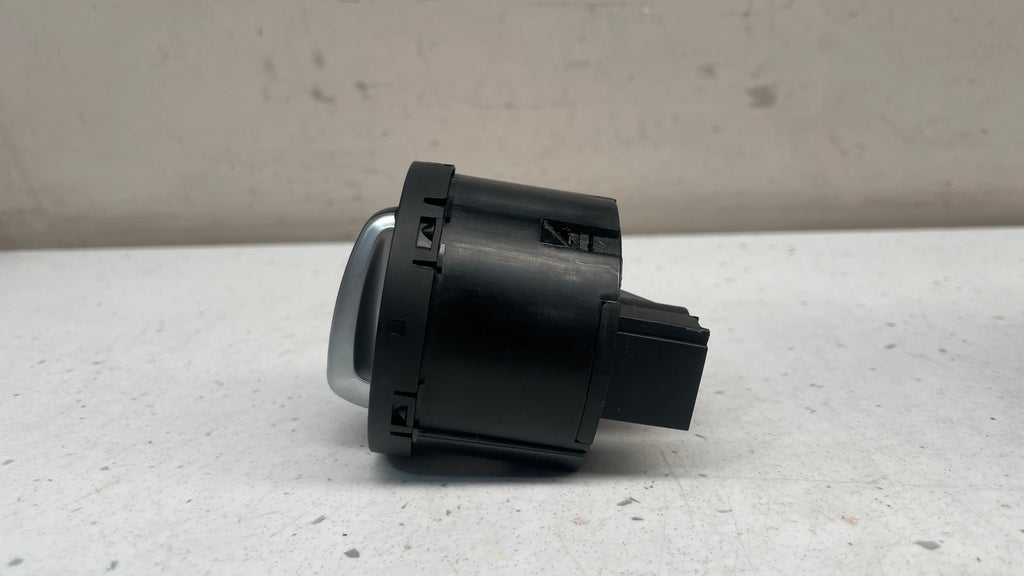 3C8941431B AUDI HEADLIGHT SWITCH CONTROL UNIT