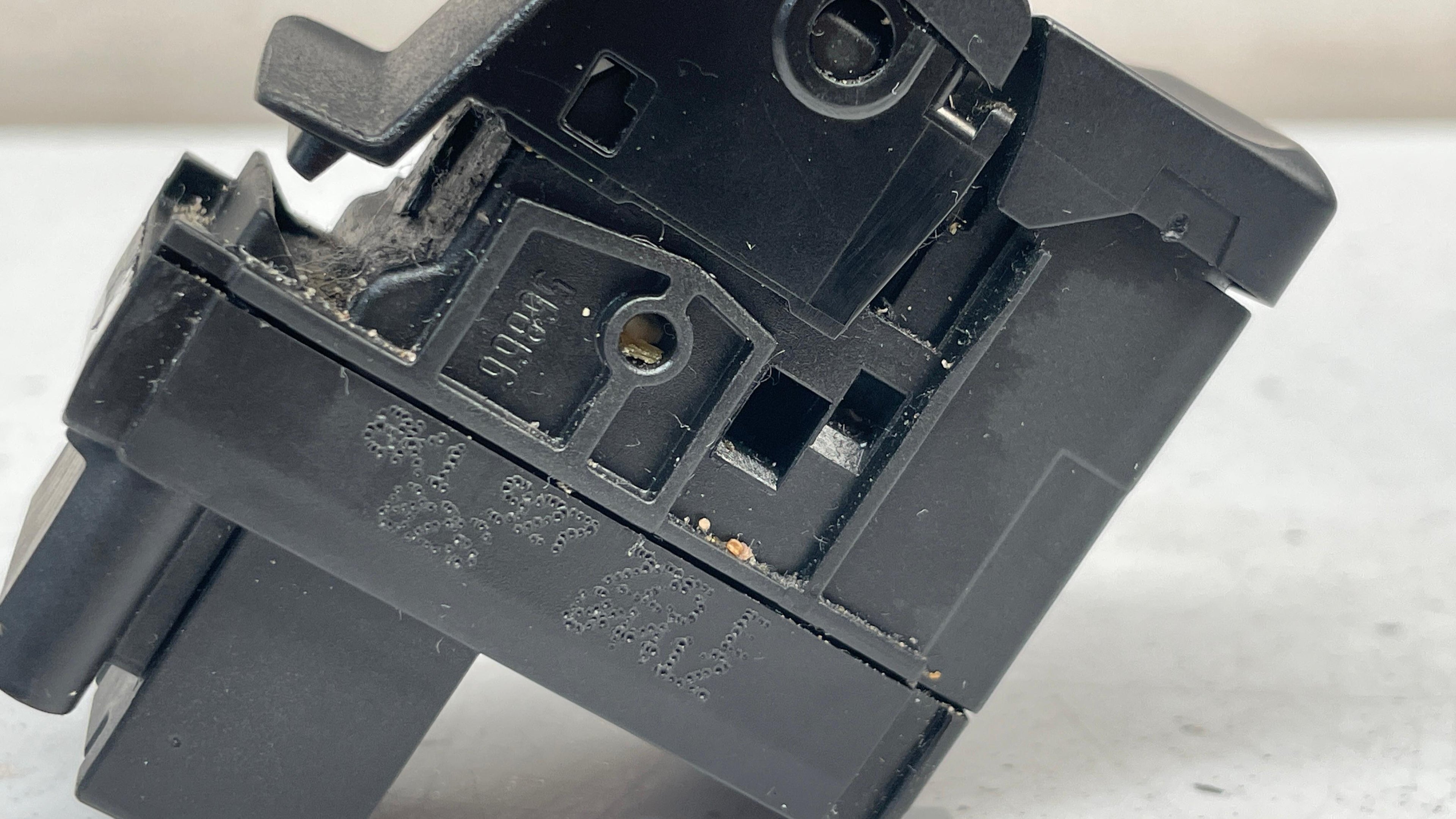 8K1927225E AUDI Q5 HAND PARKING BRAKE SWITCH