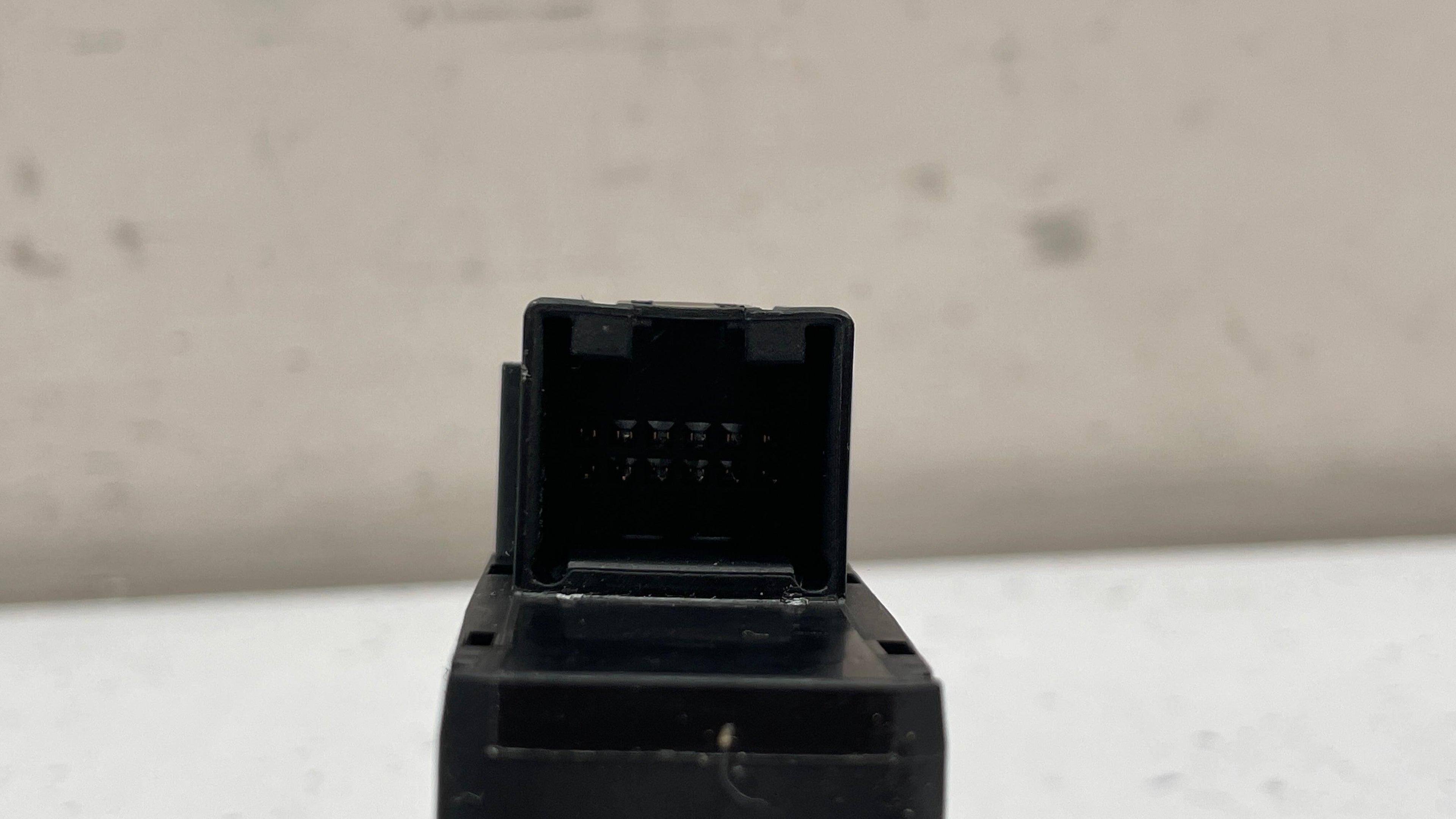 8K1927225E AUDI Q5 HAND PARKING BRAKE SWITCH