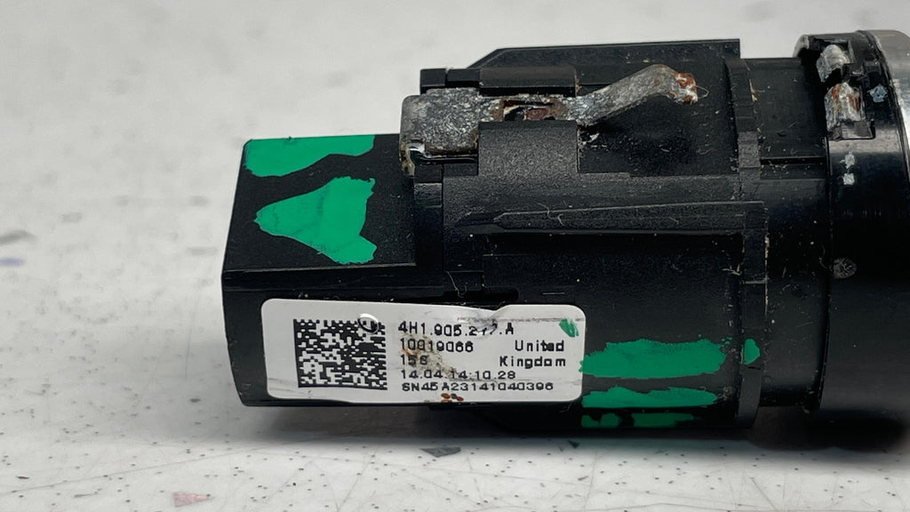 4H1905217A AUDI A8 IGNITION START STOP BUTTON