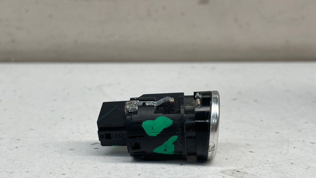 4H1905217A AUDI A8 IGNITION START STOP BUTTON