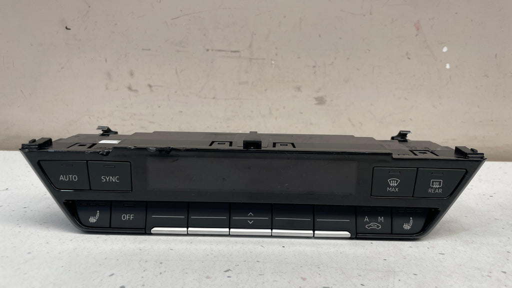 89A820043F AUDI A3 CLIMATE CONTROL PANEL SWITCH