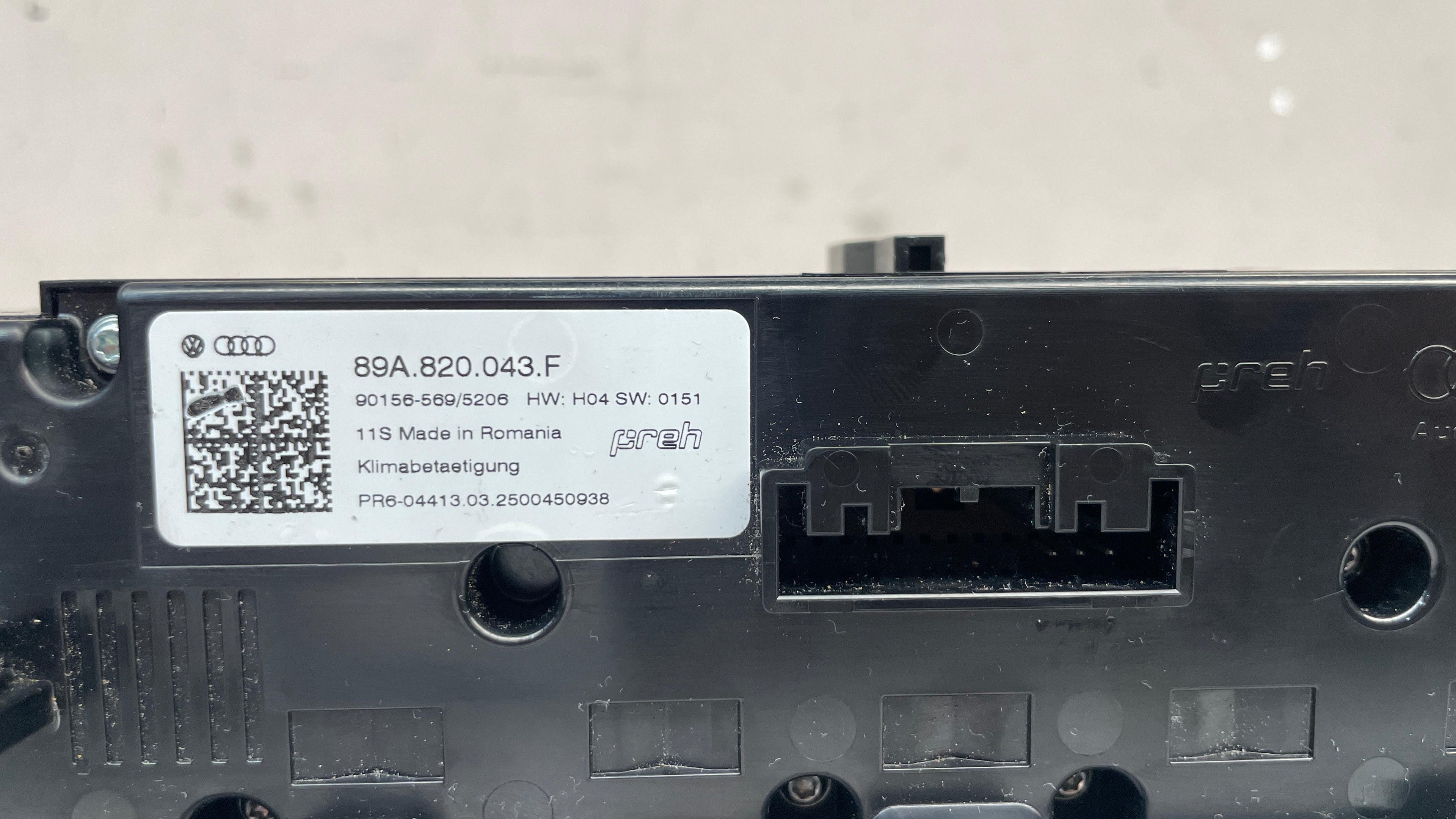 89A820043F AUDI A3 CLIMATE CONTROL PANEL SWITCH