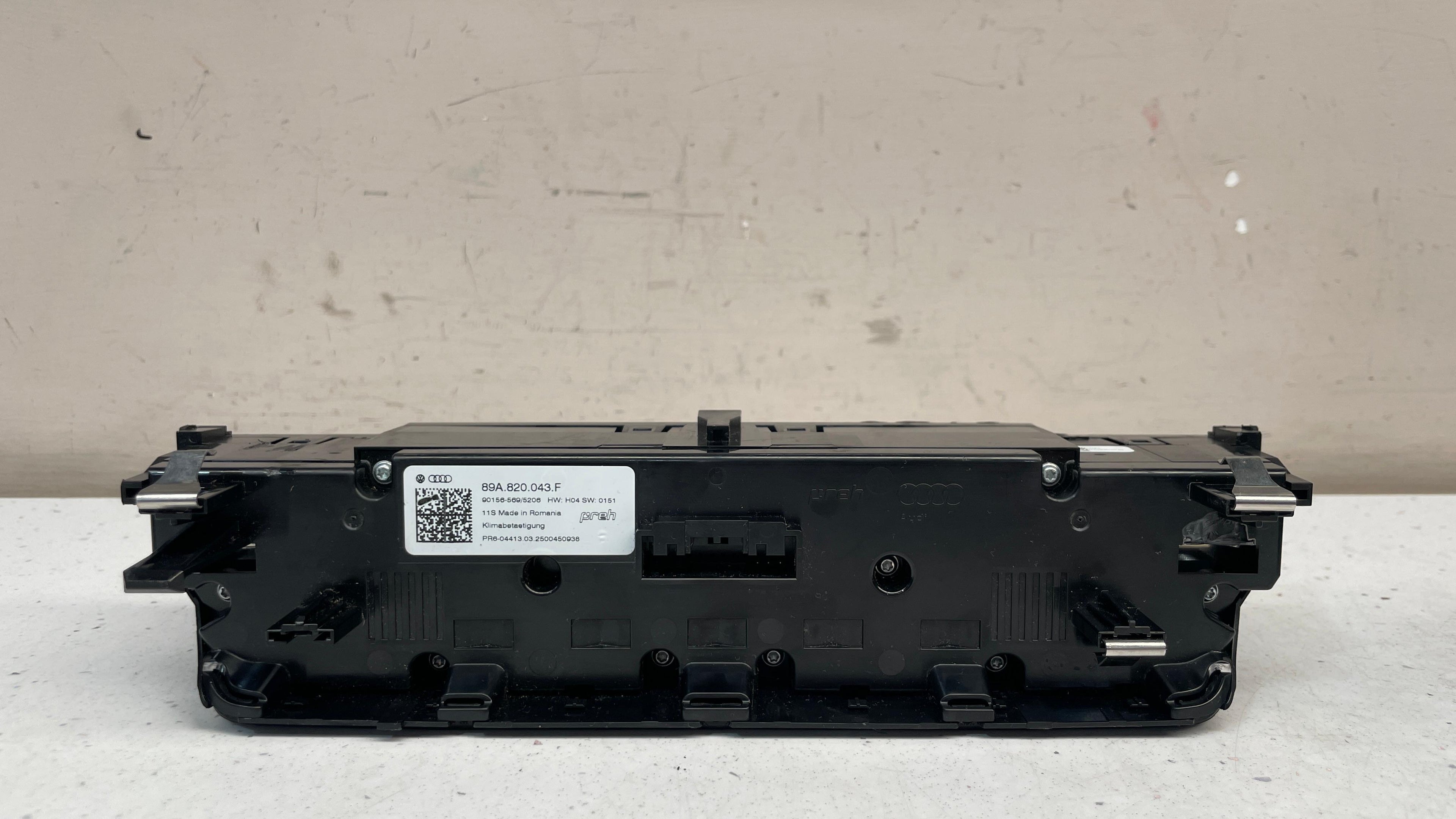89A820043F AUDI A3 CLIMATE CONTROL PANEL SWITCH