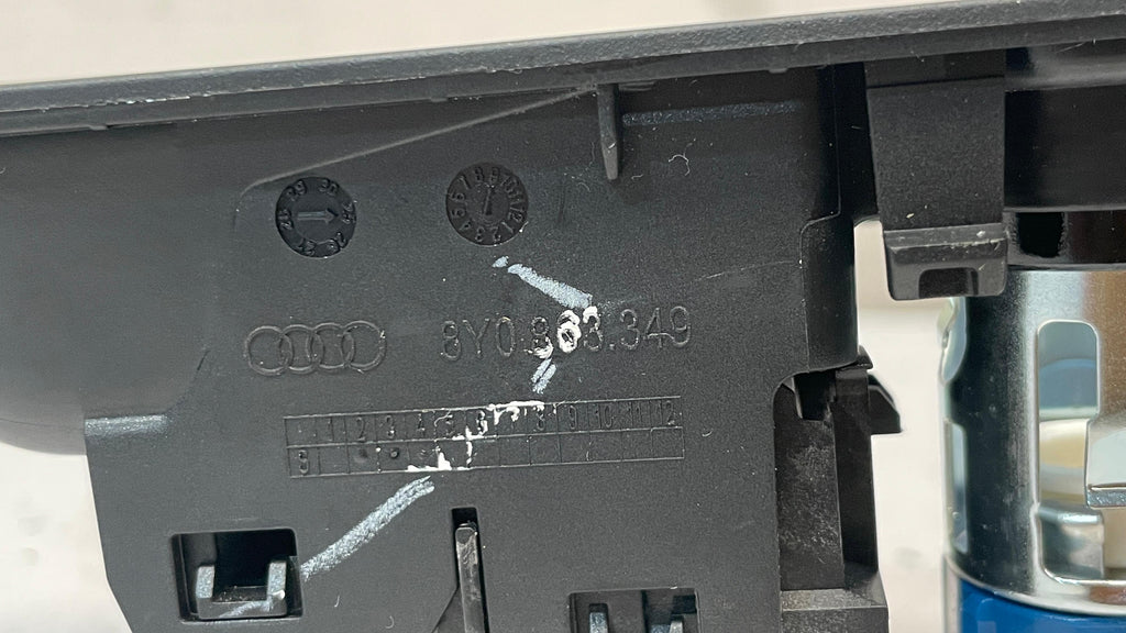 8Y0863349 AUDI A3 PARKING BRAKE SWITCH CONTROL