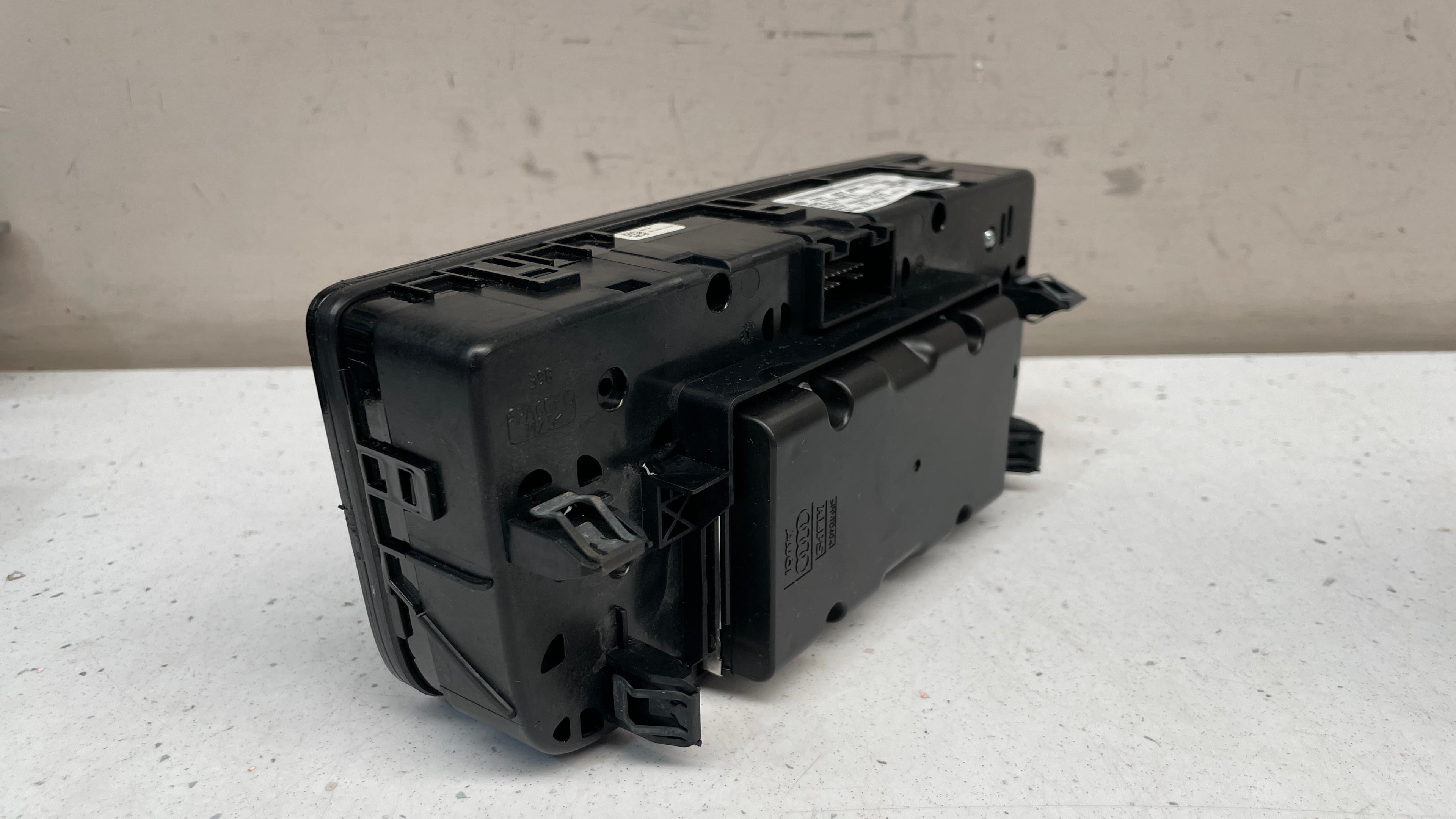 4H2919600H AUDI A8 MMI OPERATING TOUCH PAD UNIT