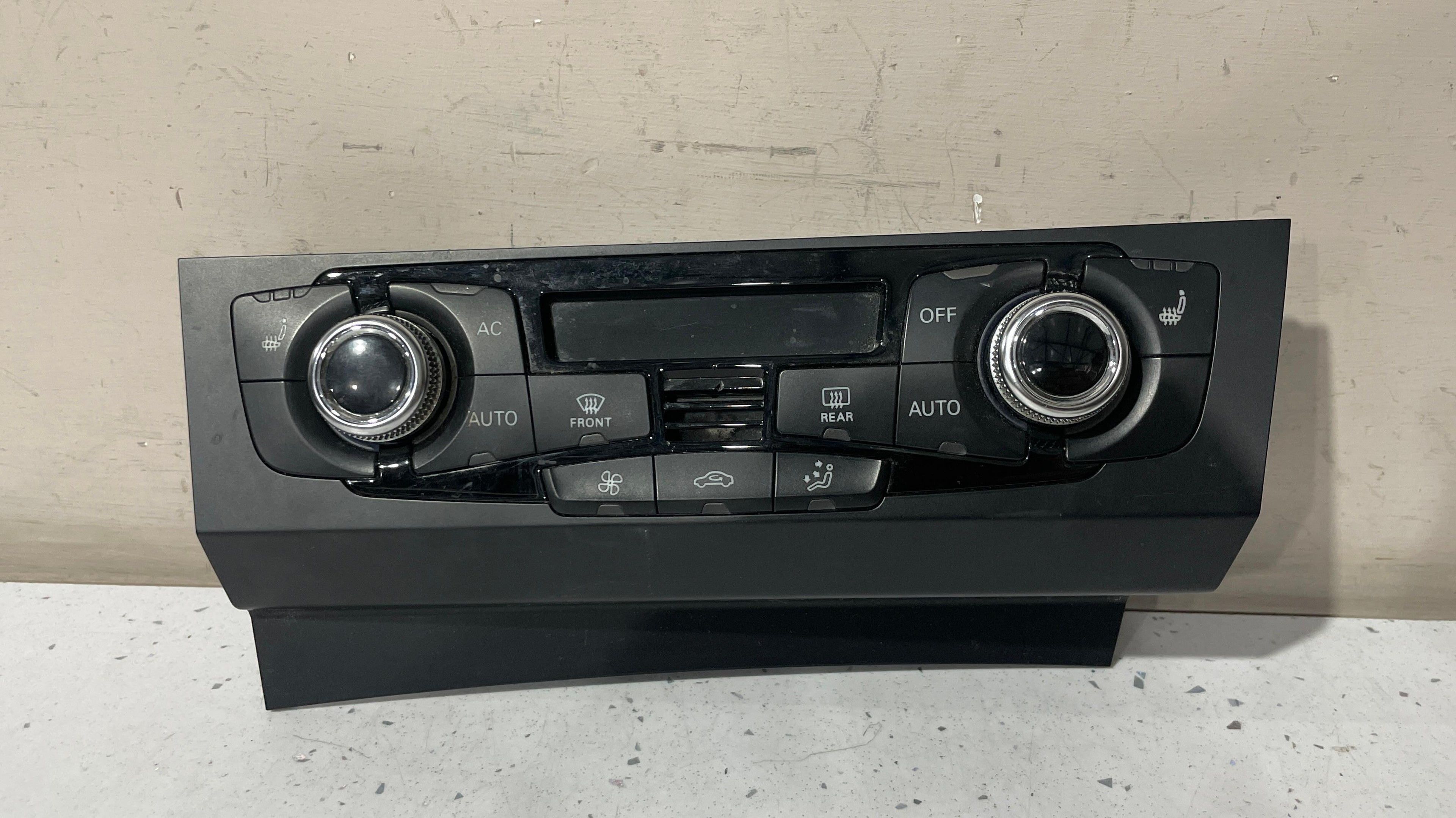 8K1820043T AUDI Q5 CLIMATE AC  CONTROL PANEL