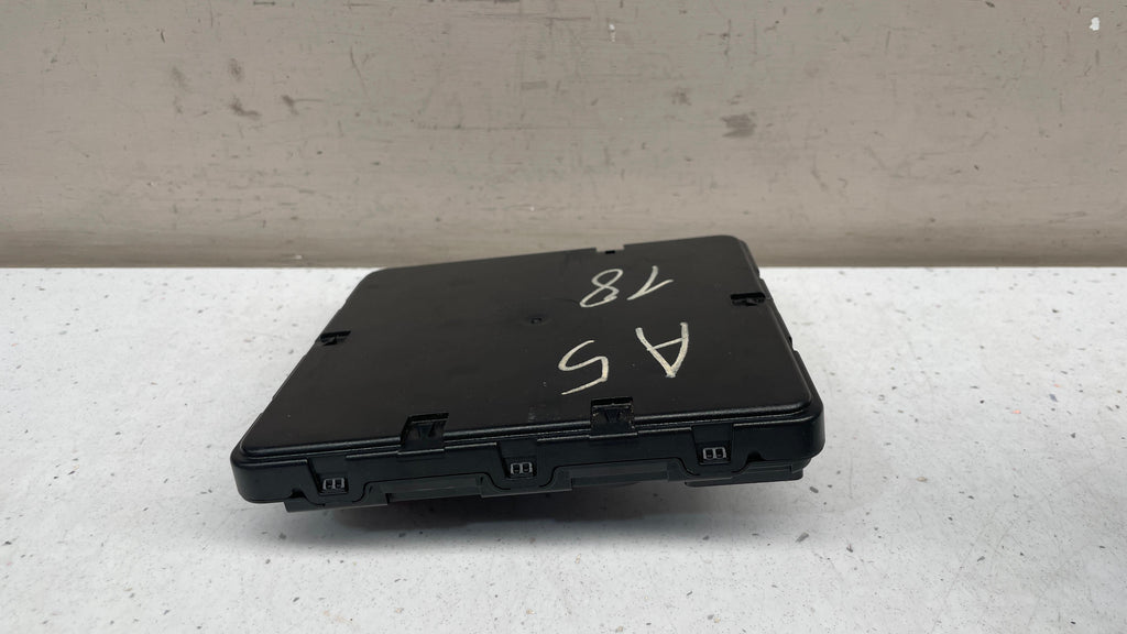 8W1907064AC AUDI A5 BODY COMFORT CONVENIENCE CONTROL MODULE