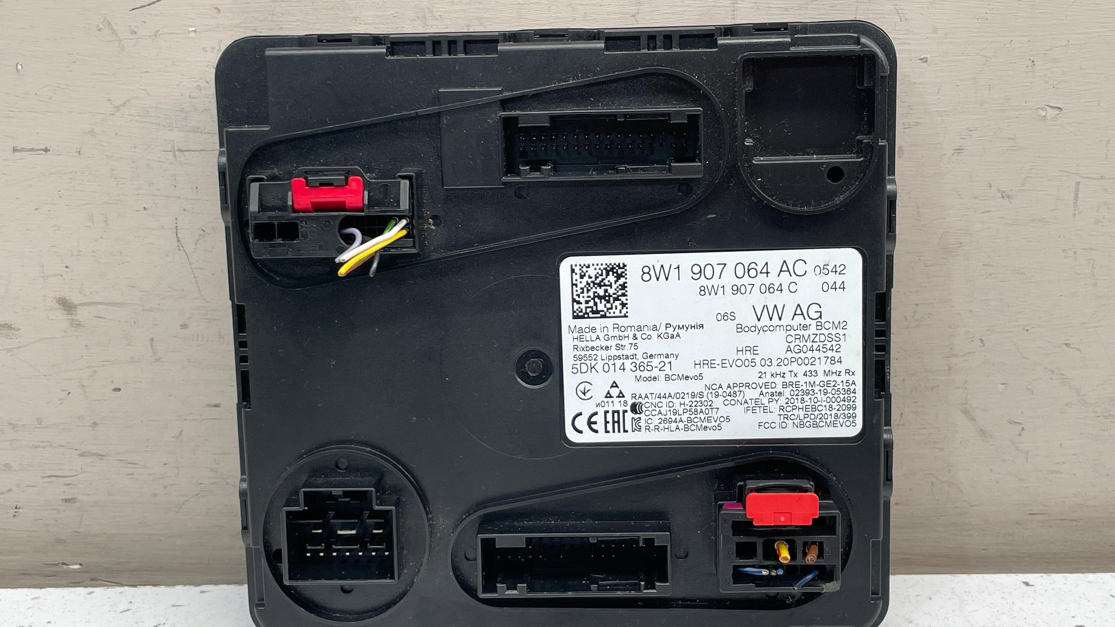 8W1907064AC AUDI A5 BODY COMFORT CONVENIENCE CONTROL MODULE