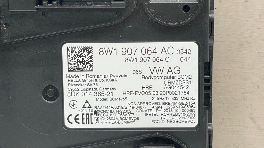 8W1907064AC AUDI A5 BODY COMFORT CONVENIENCE CONTROL MODULE