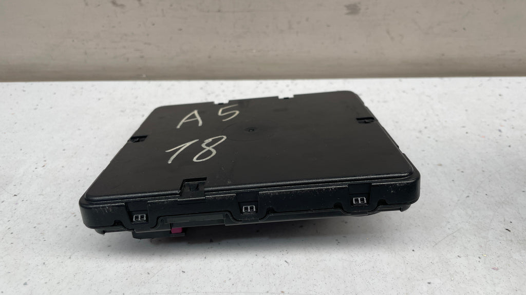 8W1907064AC AUDI A5 BODY COMFORT CONVENIENCE CONTROL MODULE