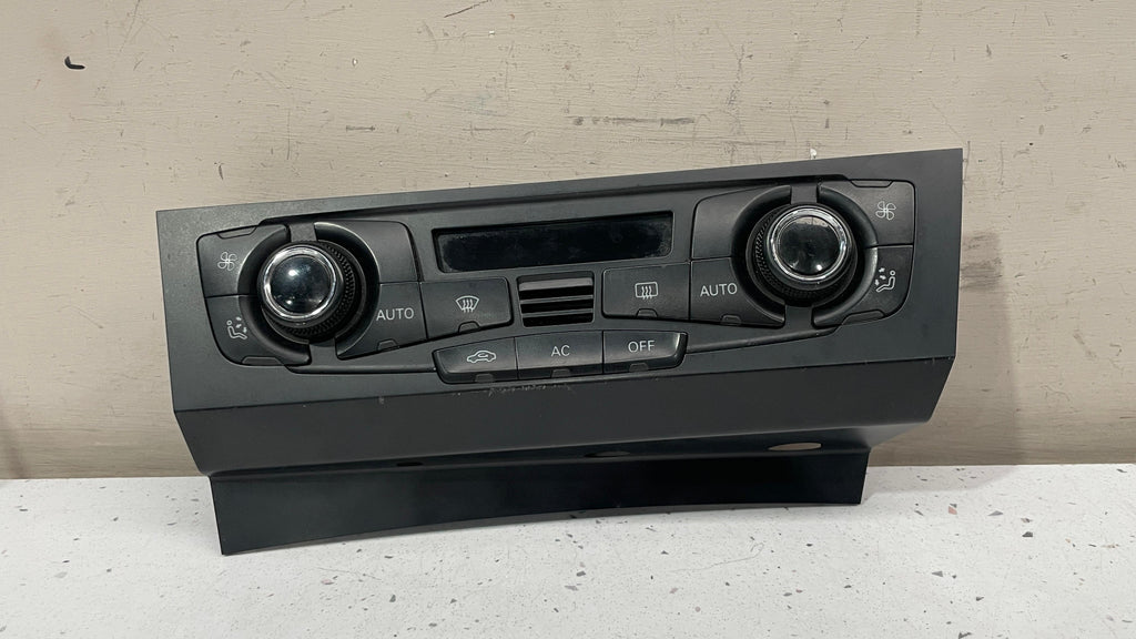 8T1820043Q AUDI A4 DISPLAY CLIMATRONIC PANEL SWITCH