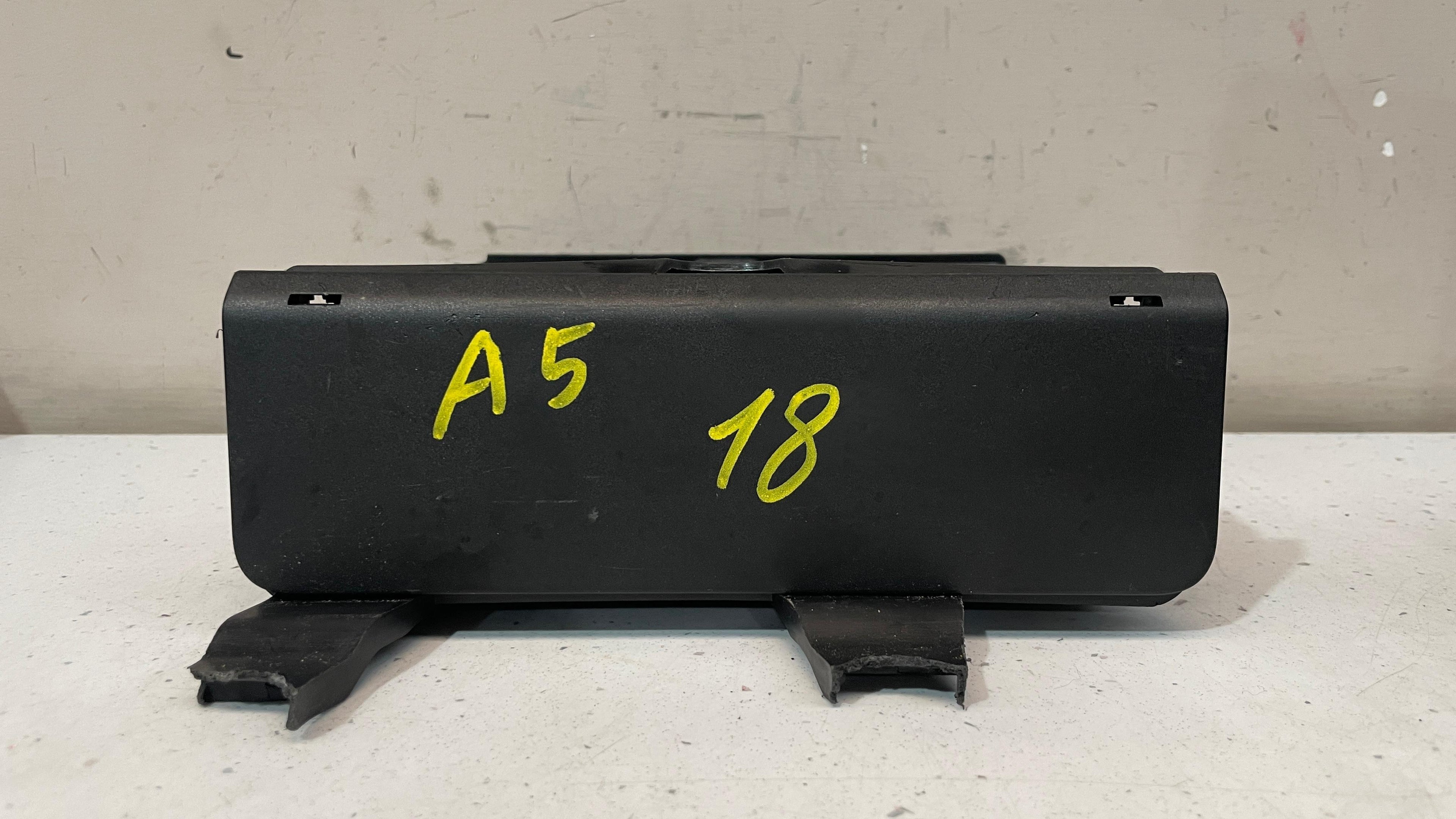 8W2035043A AUDI A5 MULTIMEDIA RADIO NAVIGATION CONTROL