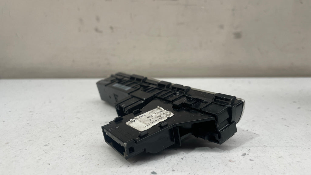 4H1959673Q AUDI A8 LEFT DASH MULTI SWITCH