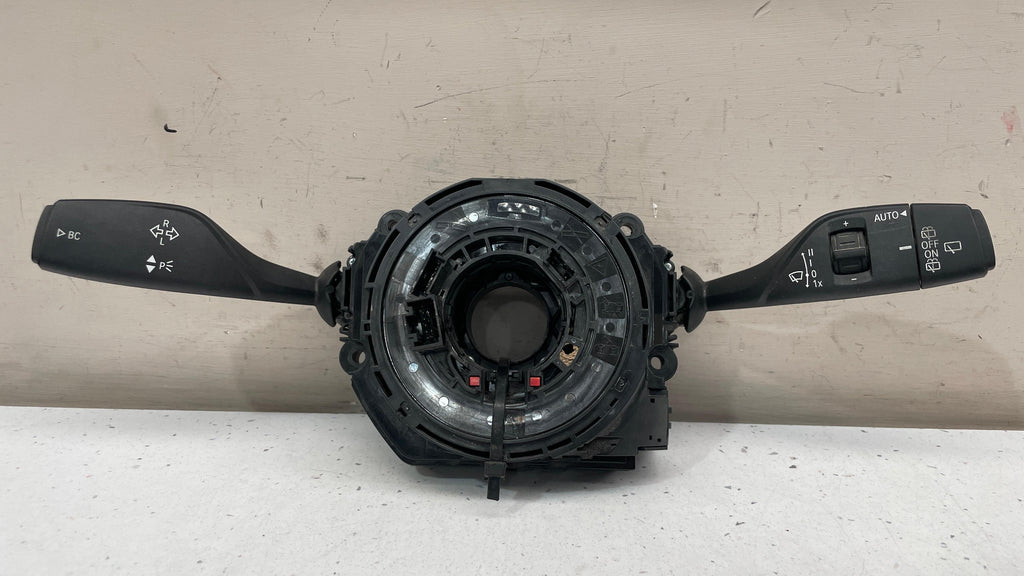 9320136  BMW X5 STEERING COLUMN COMBINATION CONTROL
