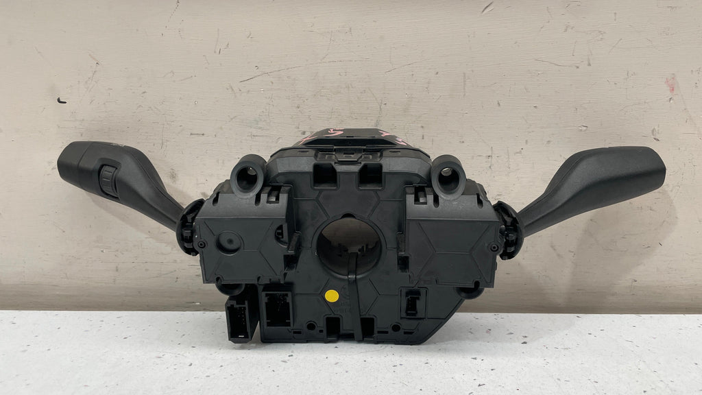 9320136  BMW X5 STEERING COLUMN COMBINATION CONTROL