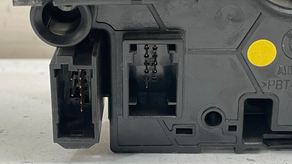 9320136  BMW X5 STEERING COLUMN COMBINATION CONTROL