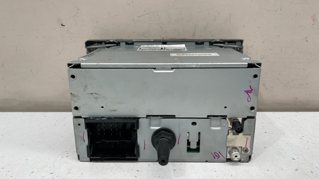8V4T-18C939-LD FORD KUGA CD RADIO HEAD UNIT