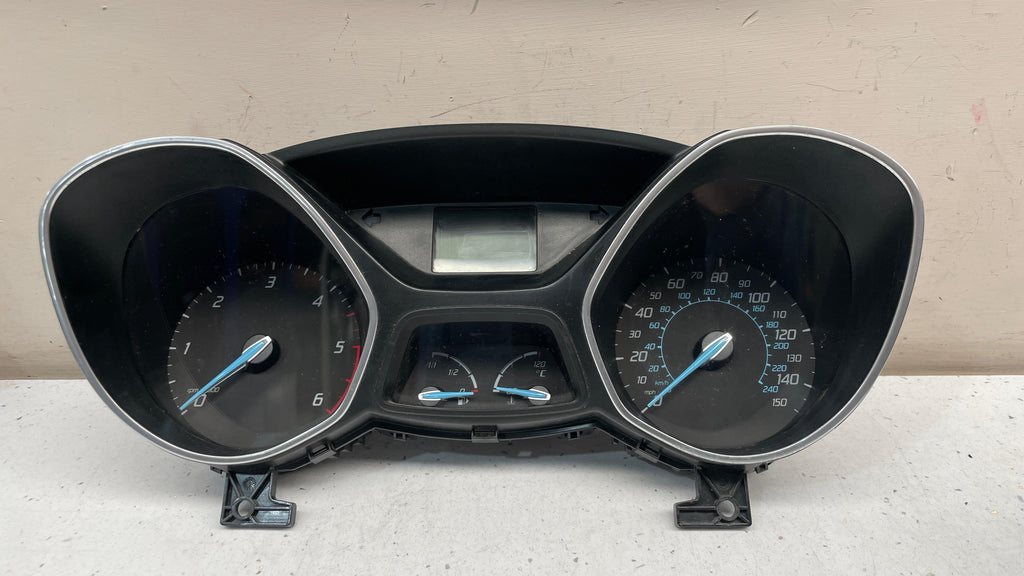 BM5T-10849-DU FORD FOCUS SPEEDOMETER INSTRUMENT CLUSTER