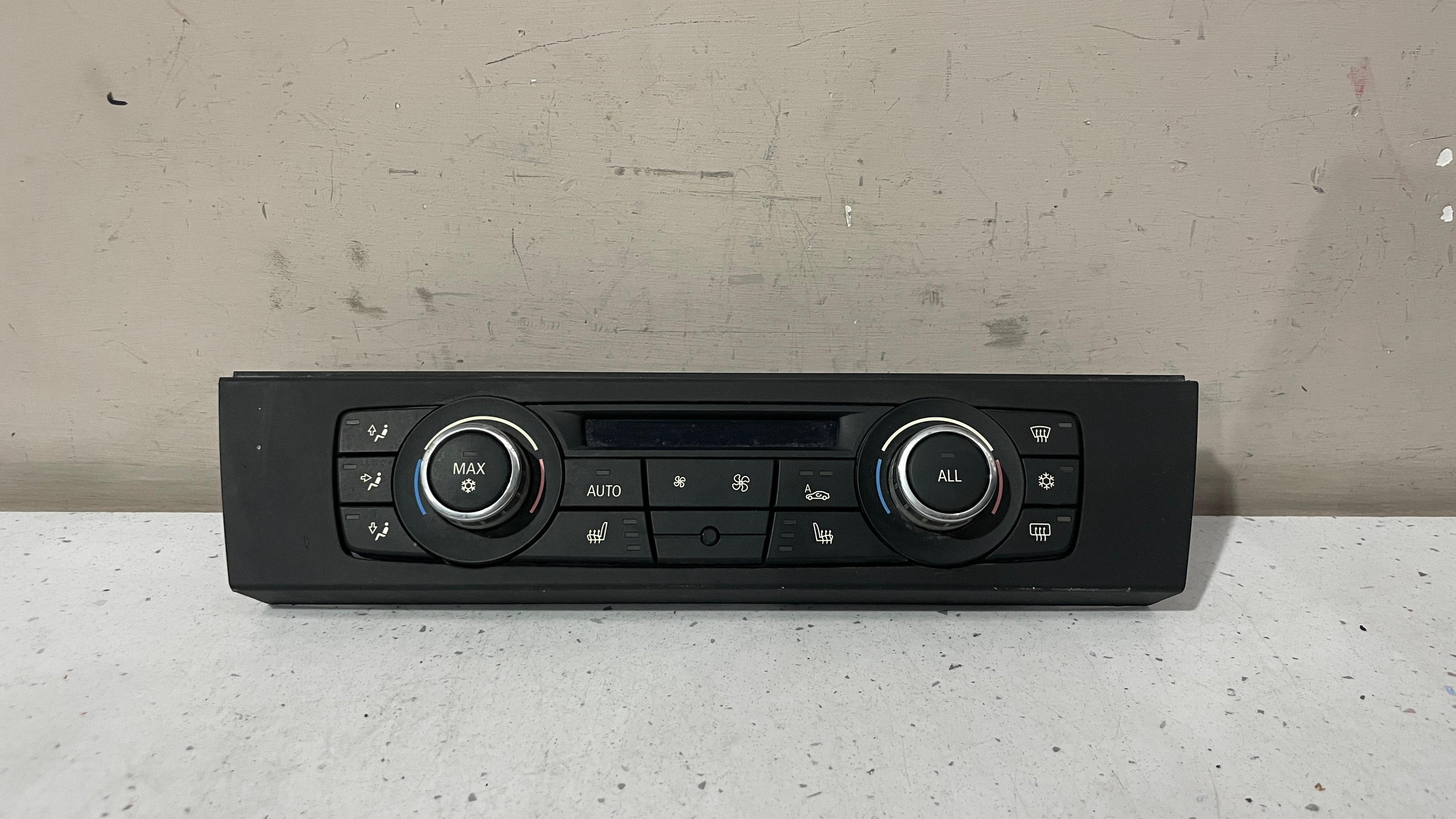 9263304-01 BMW E92 CLIMATE AC CONTROL UNIT