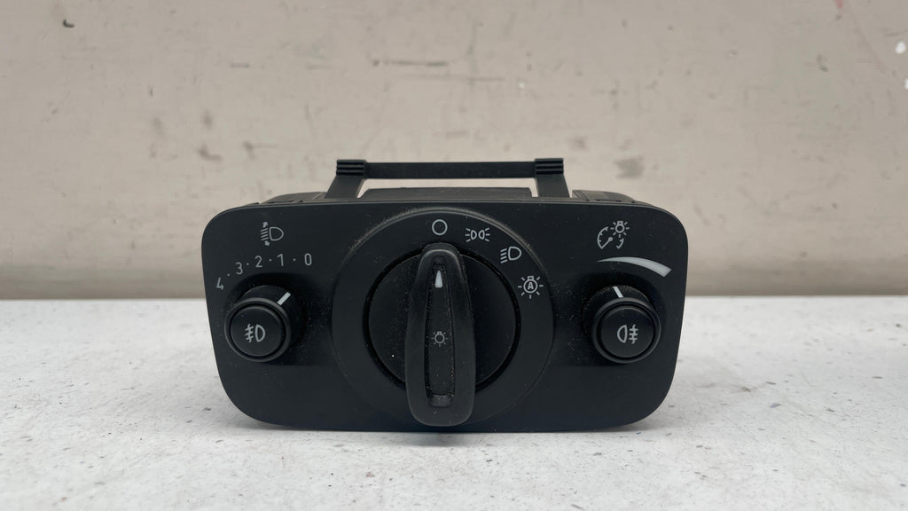10099412 FORD HEADLIGHT SWITCH MODULE