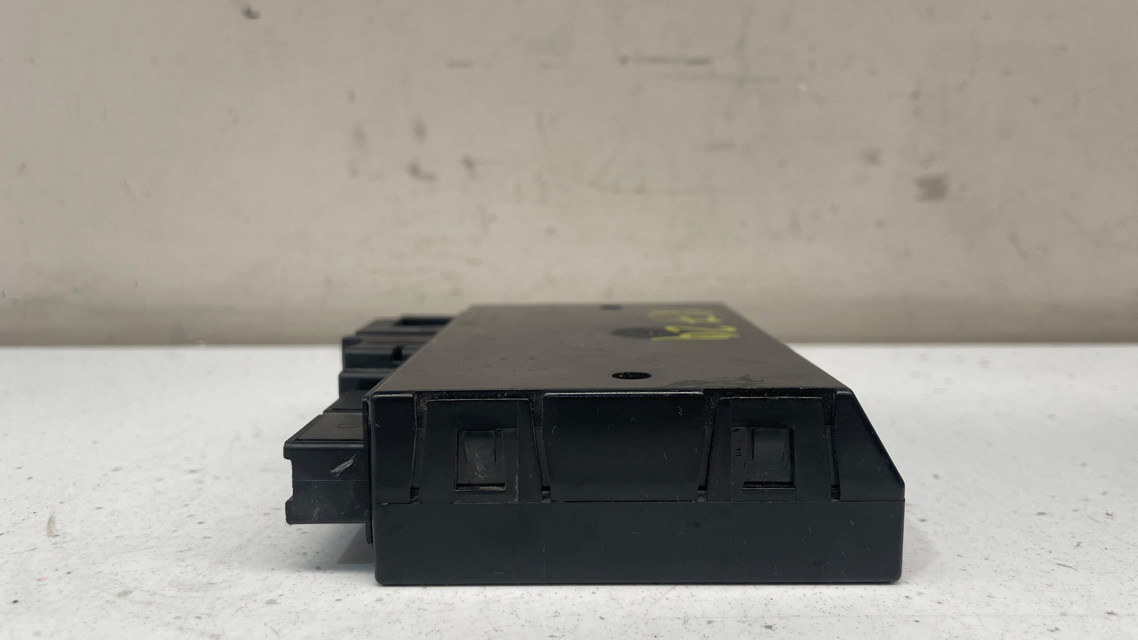 4M0907383F AUDI Q7 TRAILER DETECTION CONTROL UNIT