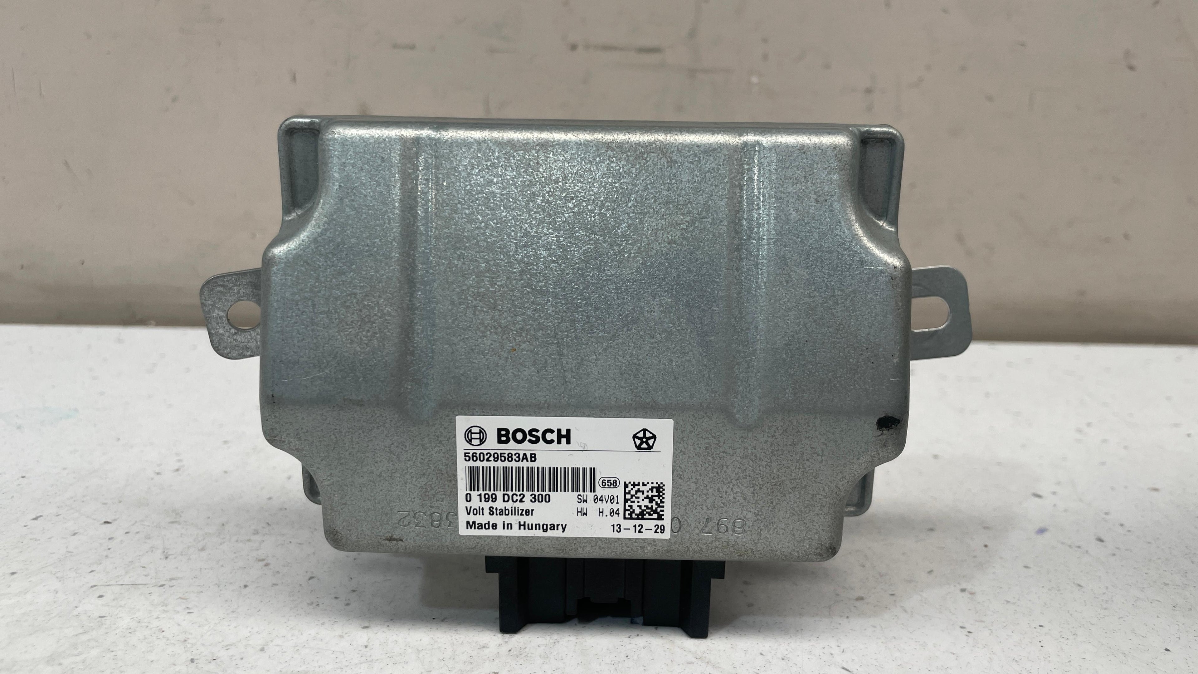 56029583AB MASERATI GHIBLI VOLTAGE STABILIZIER CONTROL MODULE
