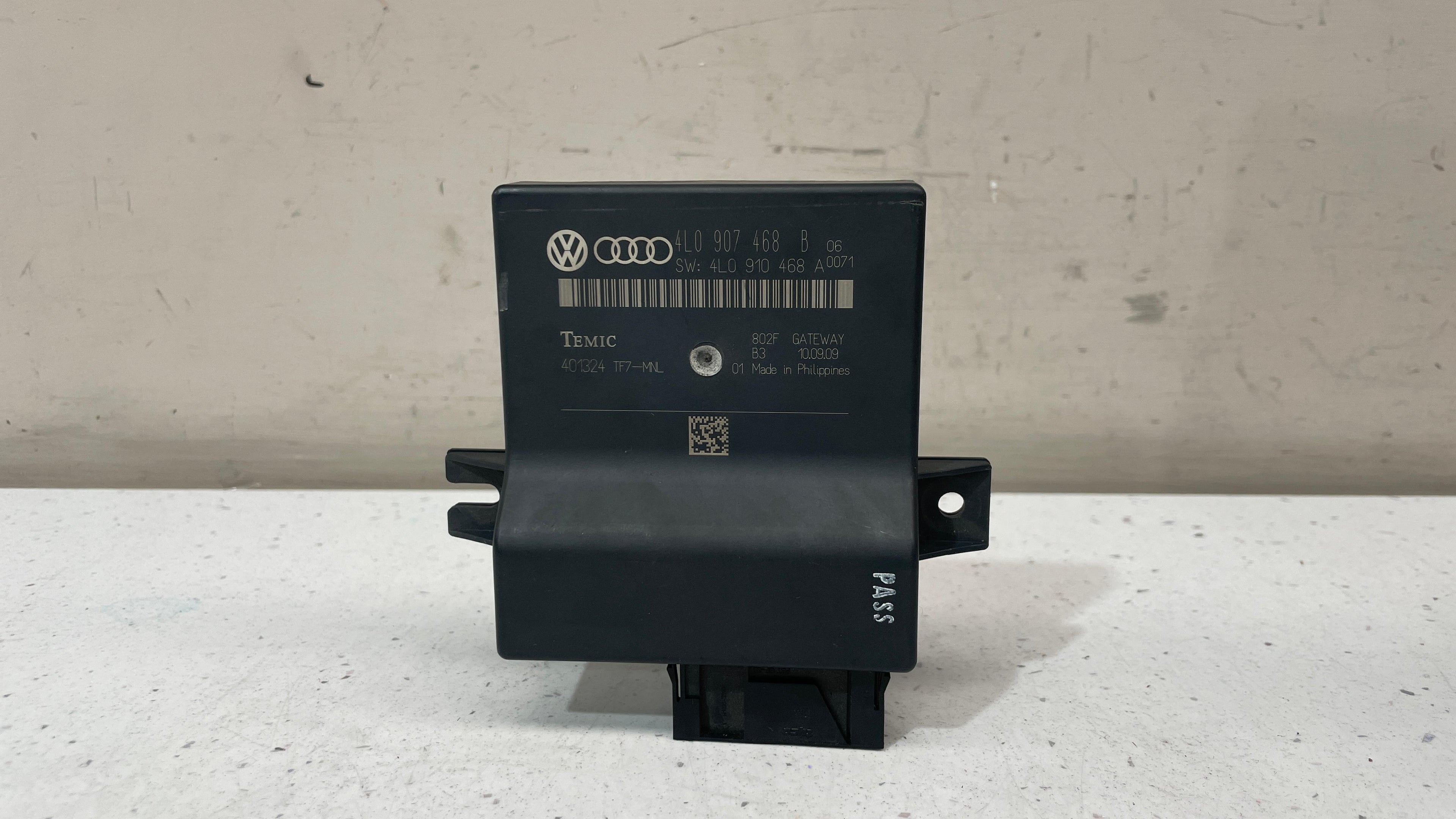 4L0907468B AUDI A6 CAN-BUS GATEWAY CONTROL MODULE