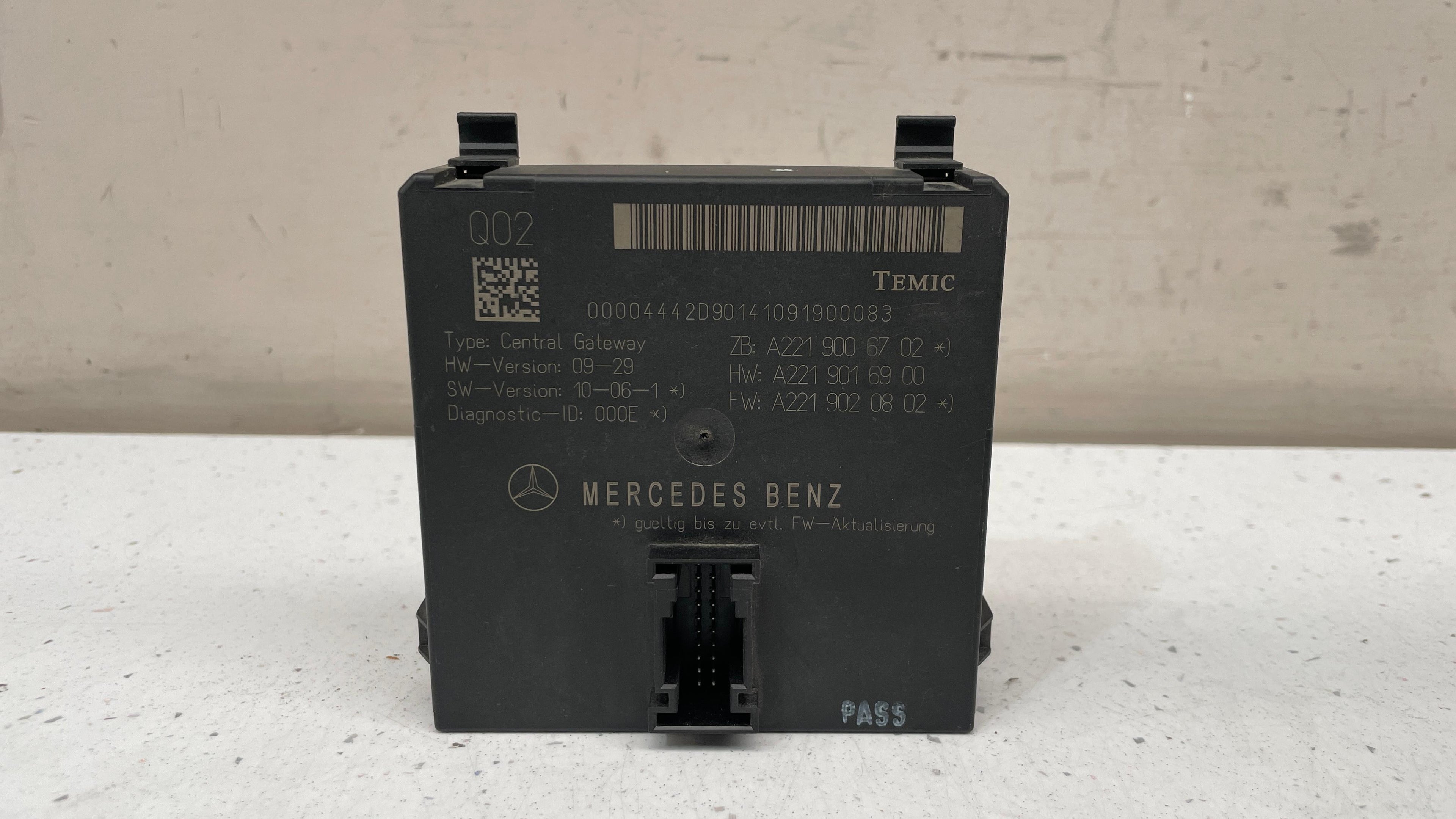 A2219006702 MERCEDES W221 GATEWAY CONTROL MODULE ECU