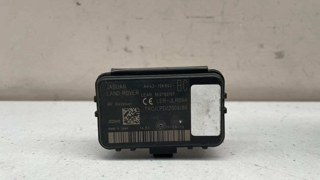 AH42-15K602-BC JAGUAR RADIO RECEIVER MODULE
