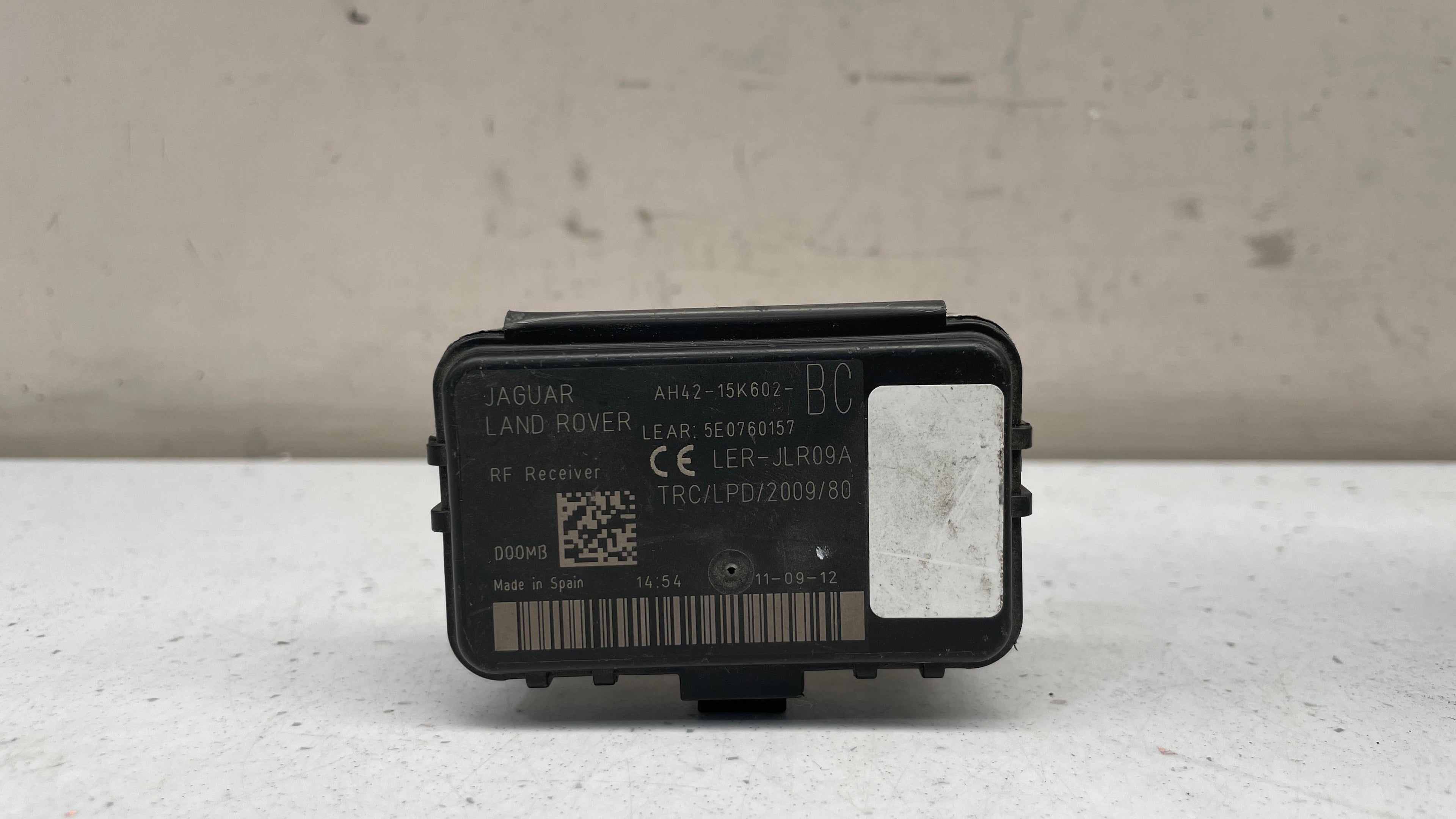 AH42-15K602-BC JAGUAR RADIO RECEIVER MODULE