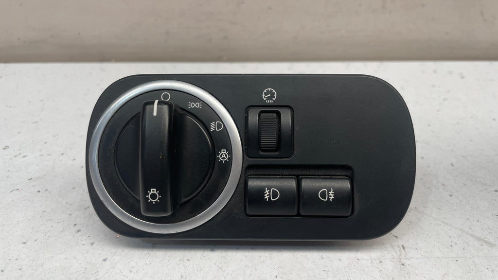 AH2213A024AB LAND ROVER DISCOVERY HEADLIGHT LIGHT SWITCH