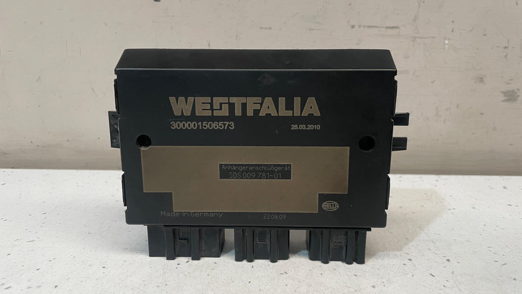 5DS009781-01 MERCEDES W212 TOWBAR CONTROL UNIT