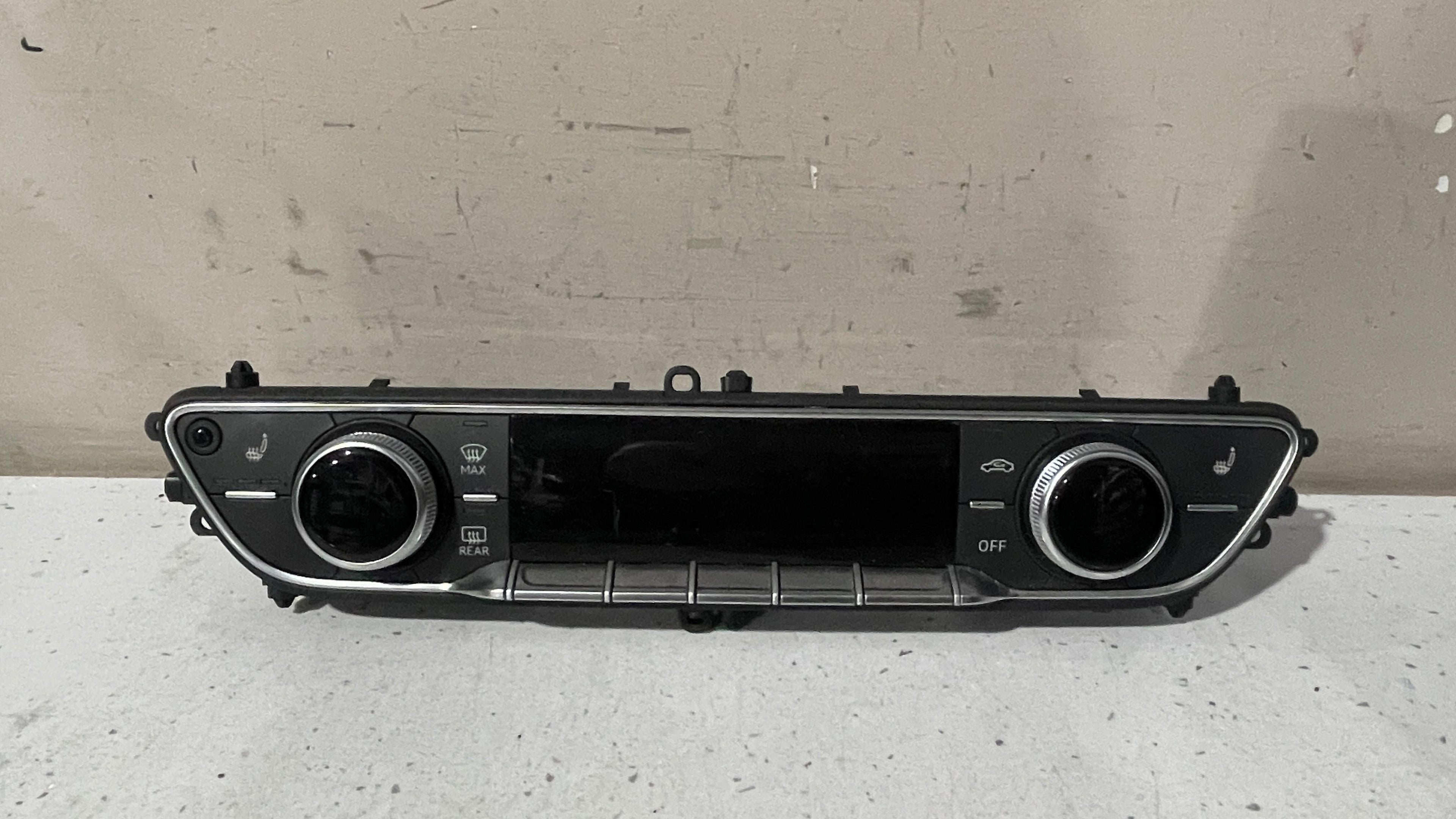 8W0820043T AUDI A5 HEATER CONTROL PANEL SWITCH