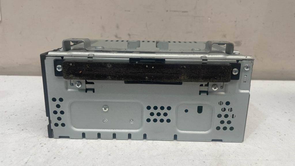 E2410R-030882 FORD KUGA RADIO HEAD UNIT CONTROLLER UNIT