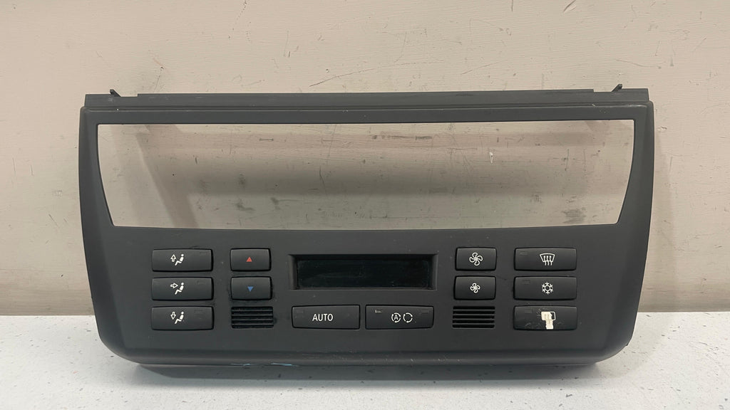 64113417544 BMW X3 HEATER CLIMATE CONTROL PANEL