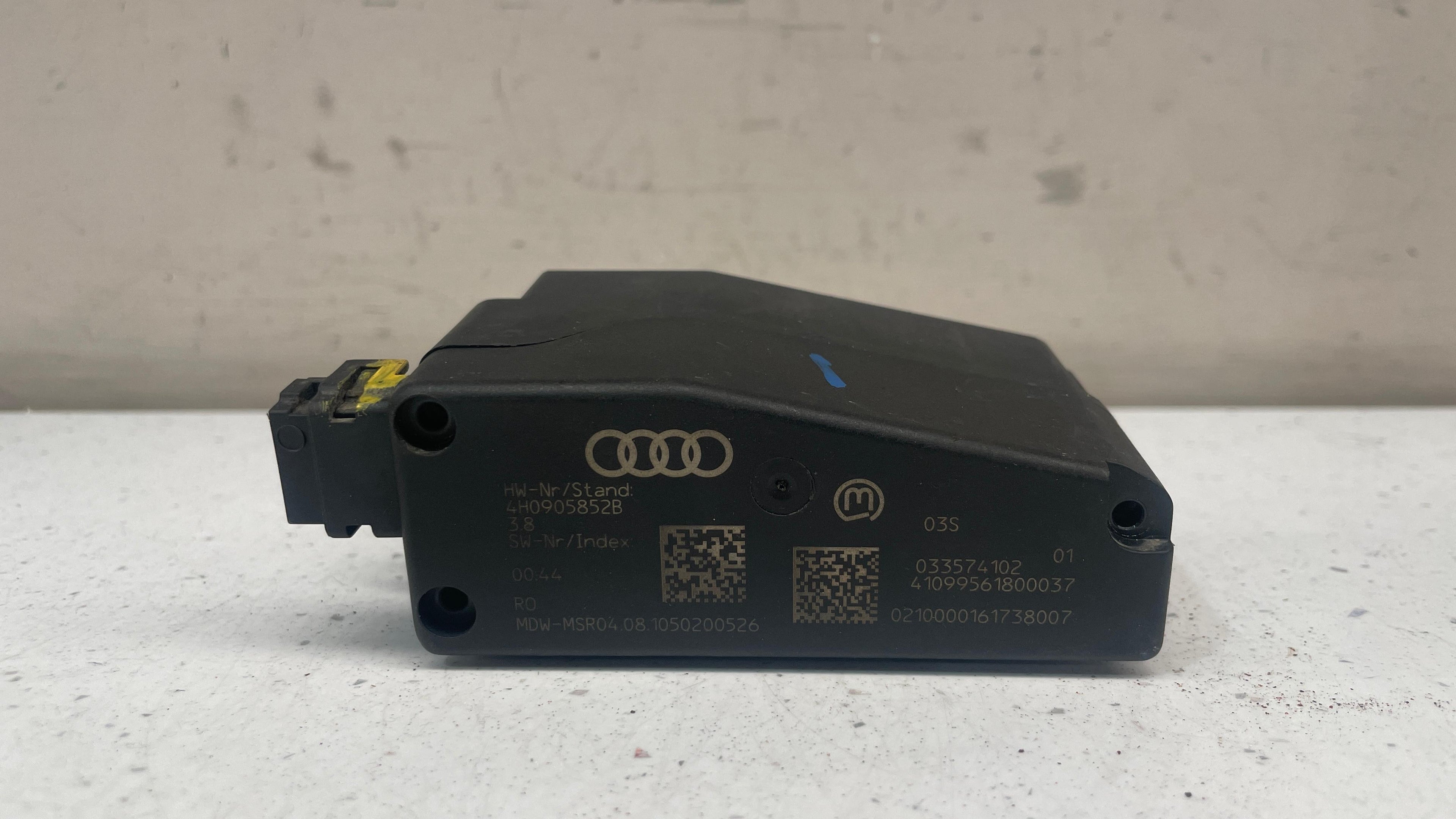 4H0905852B AUDI A6 IGNITION IMMOBILIZIER MODULE